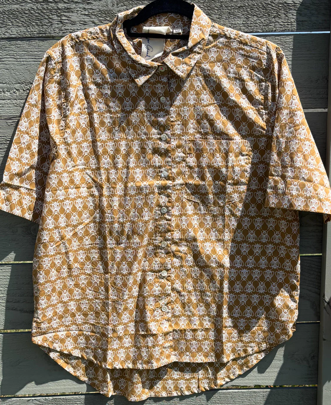 Good Boyfriend Short Sleeve Shirt - Bee Happy Honeycomb - Image 2
