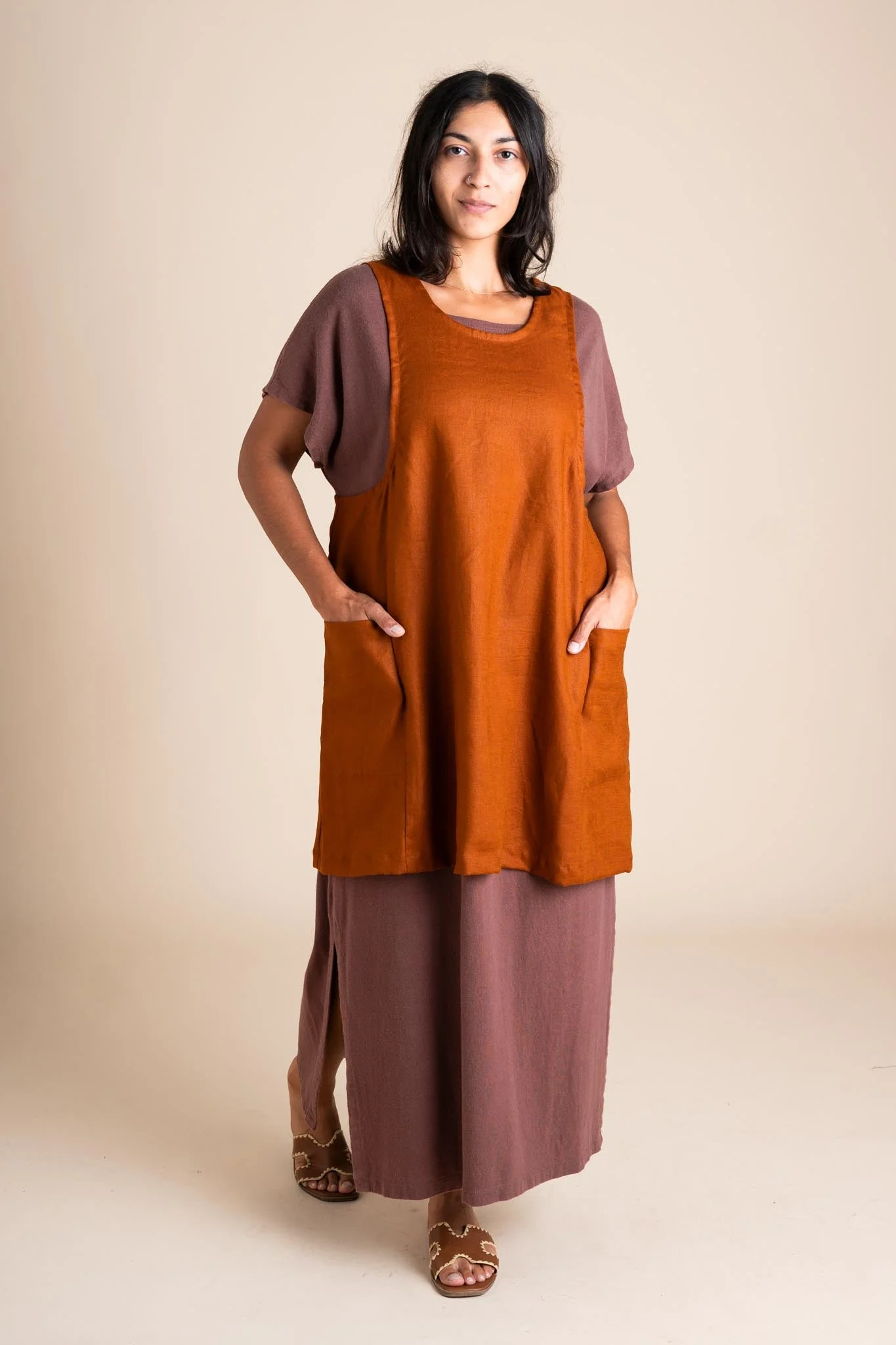 Greenhouse Apron in Rust - Image 2