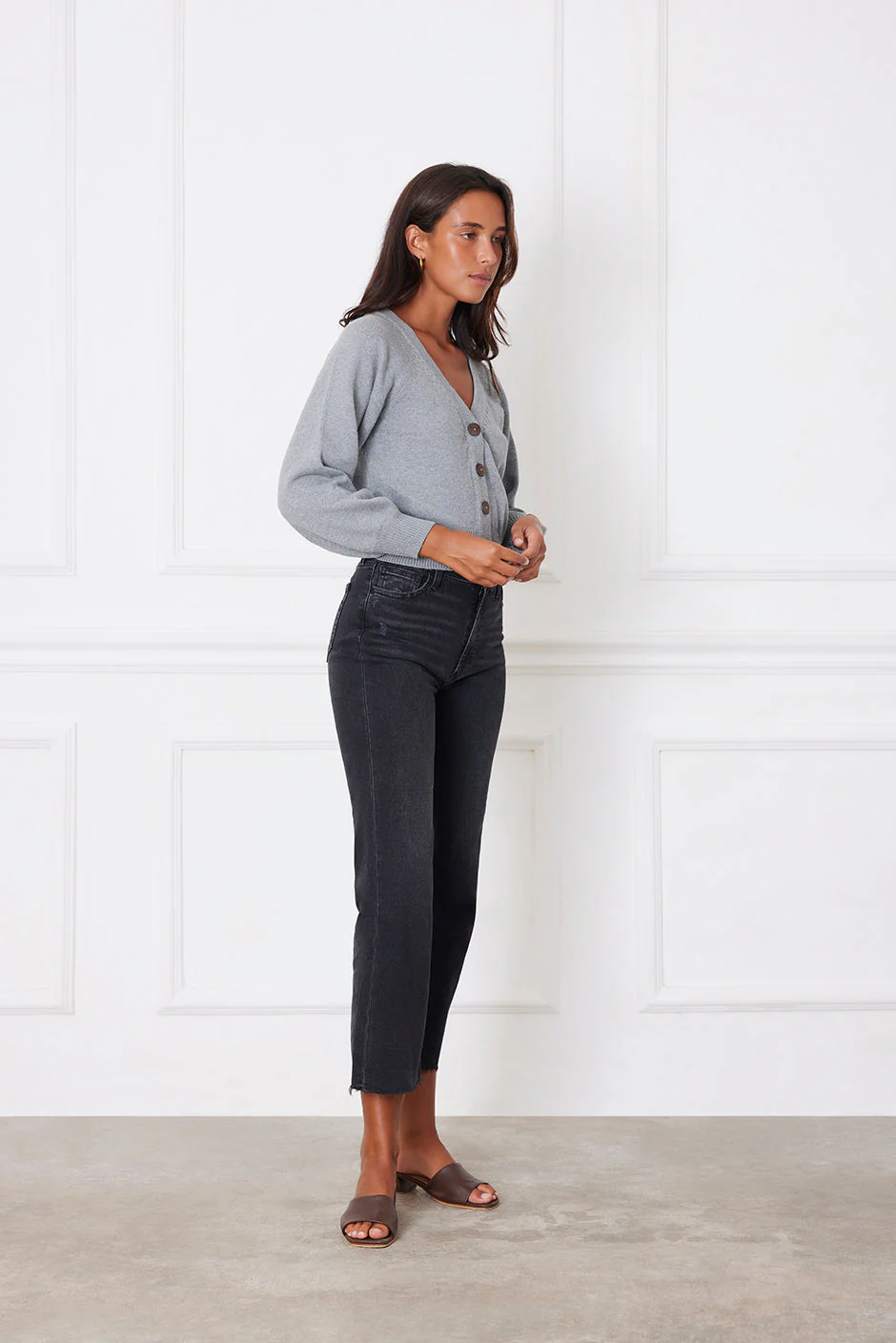 Greta Cardigan in Heather Grey - Image 3