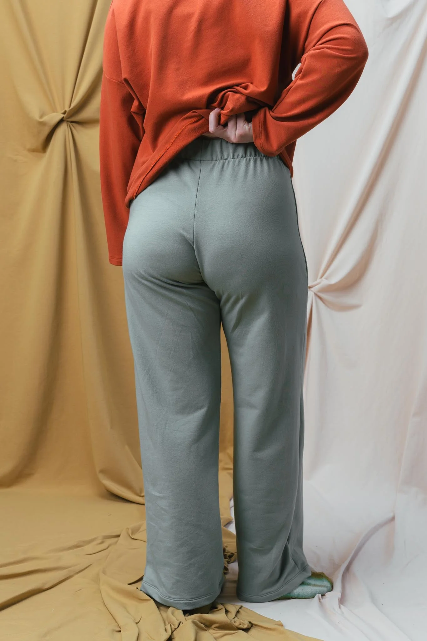 Greta Pant in Pistachio - Image 4