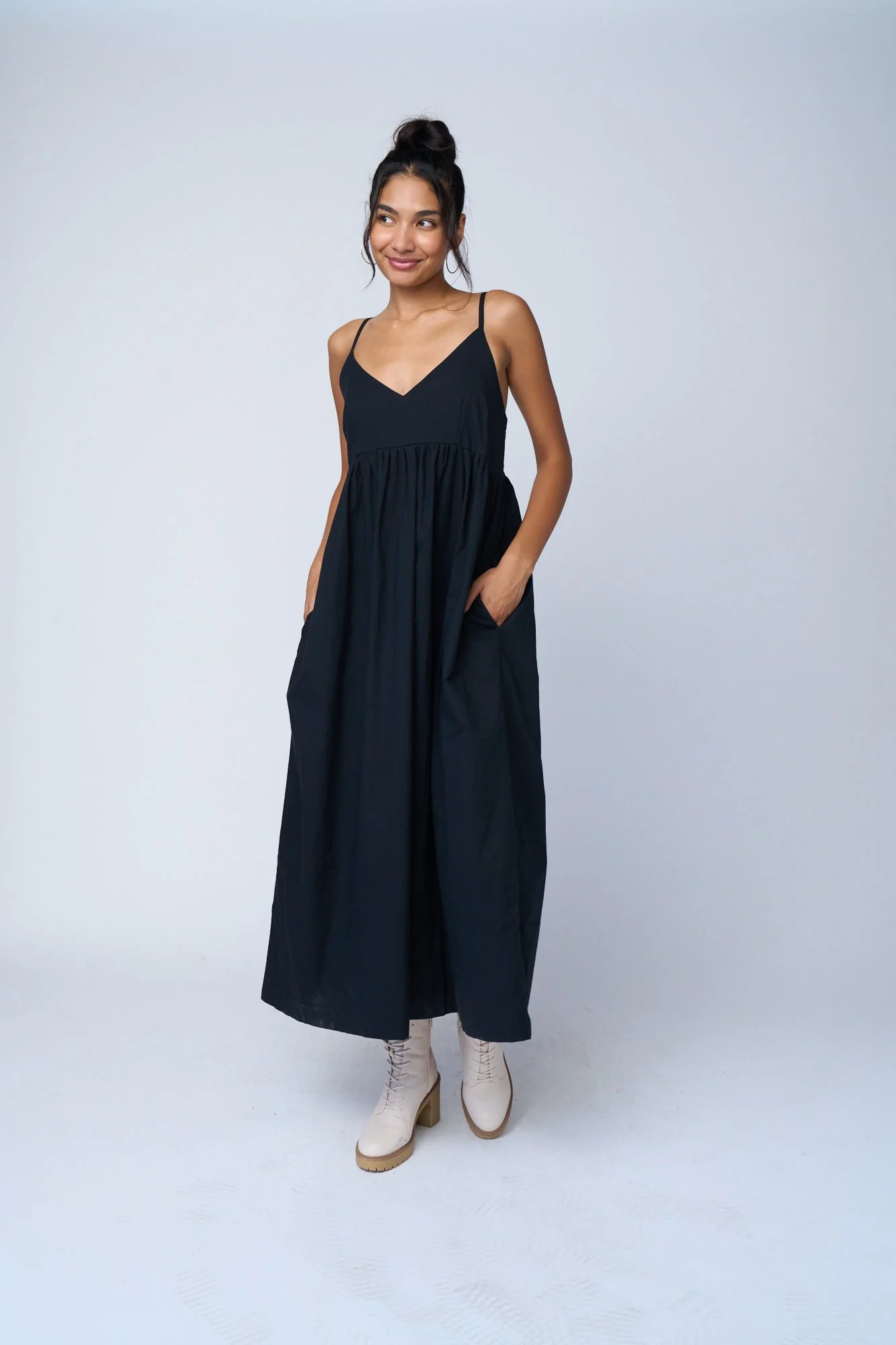 Hamptons Dress - Black - Image 8
