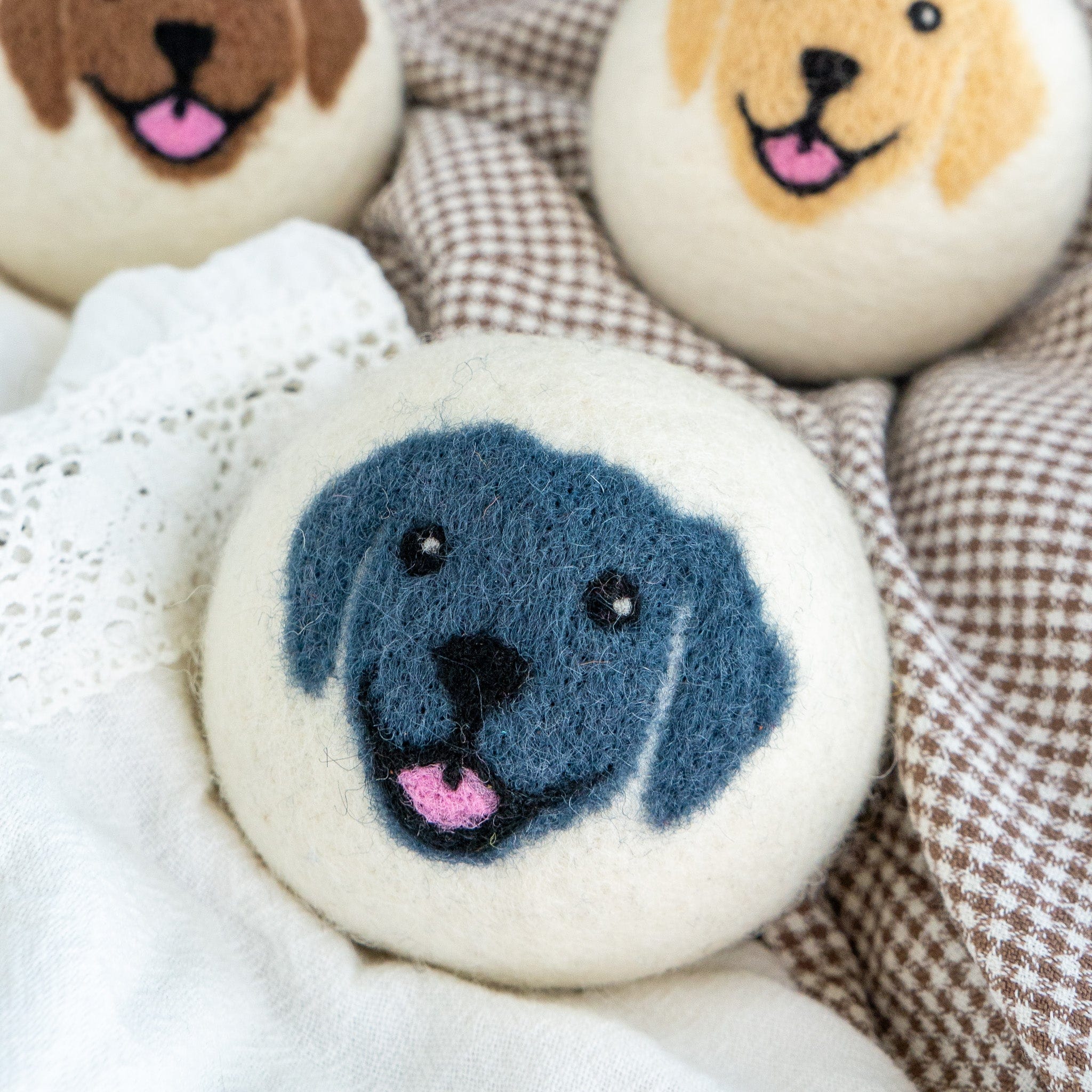 Happy Dogs - Image 6