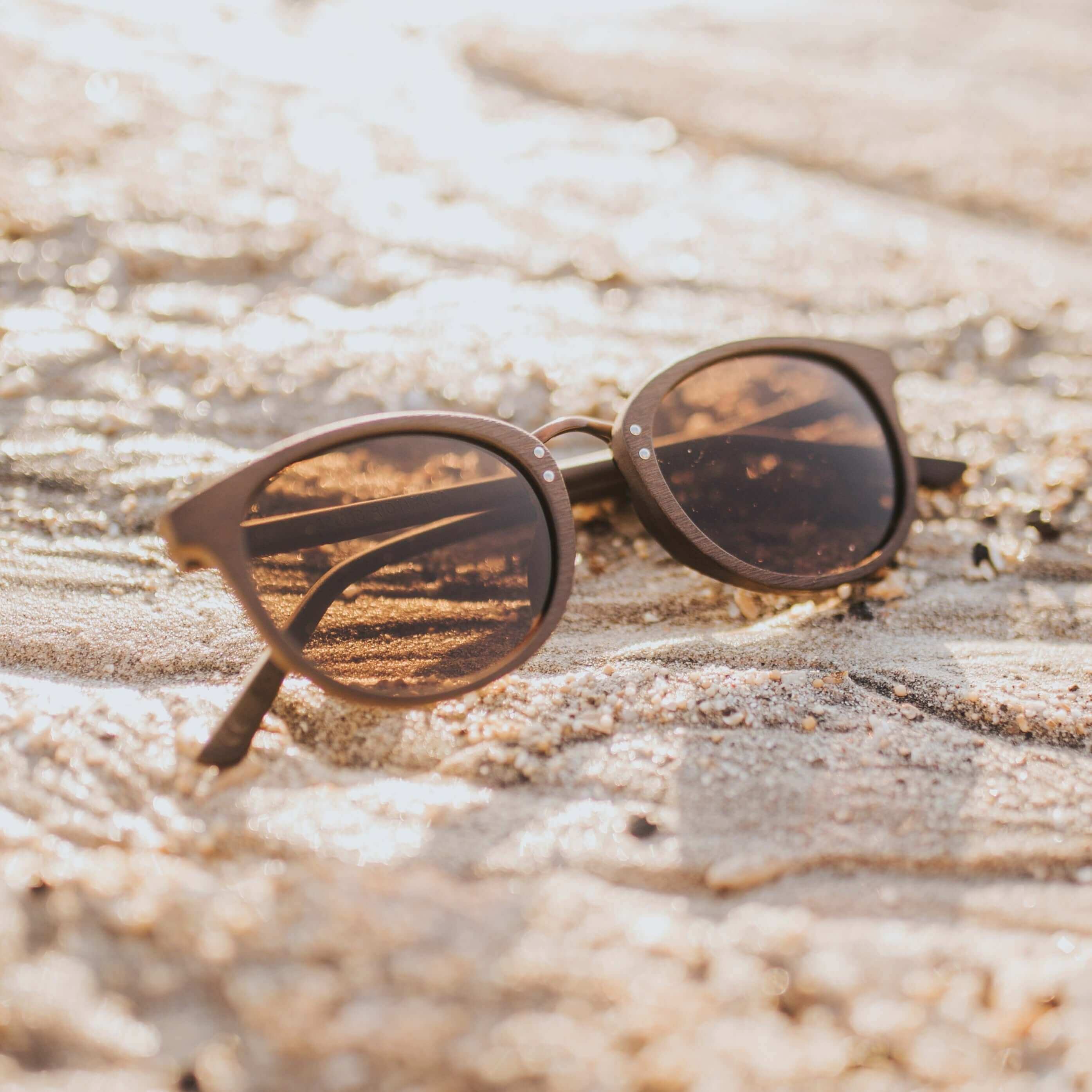 Hefe - Wooden Sunglasses - Image 5