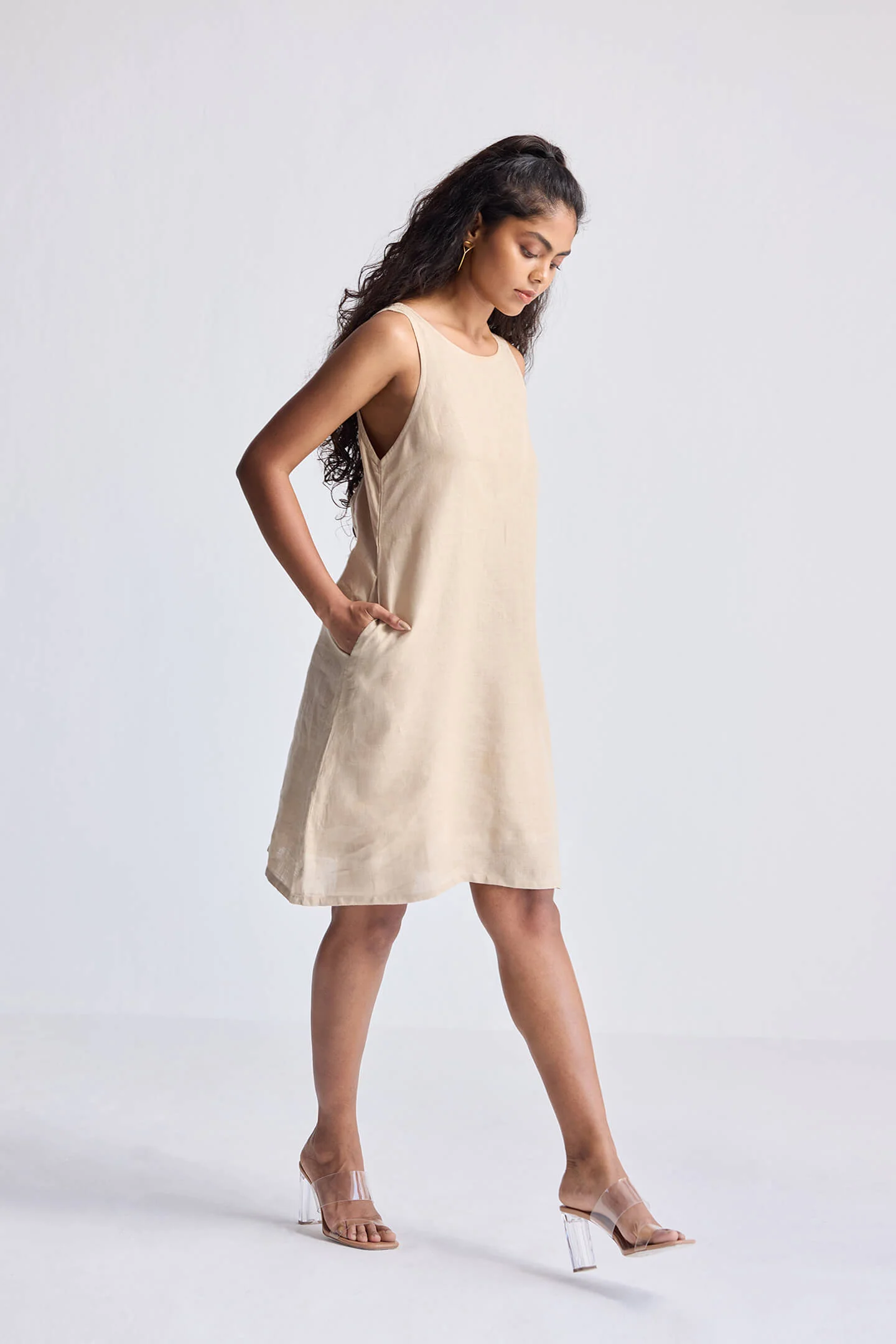 Hemp Short Dress with Back Embroidered Lace Detail - Image 3