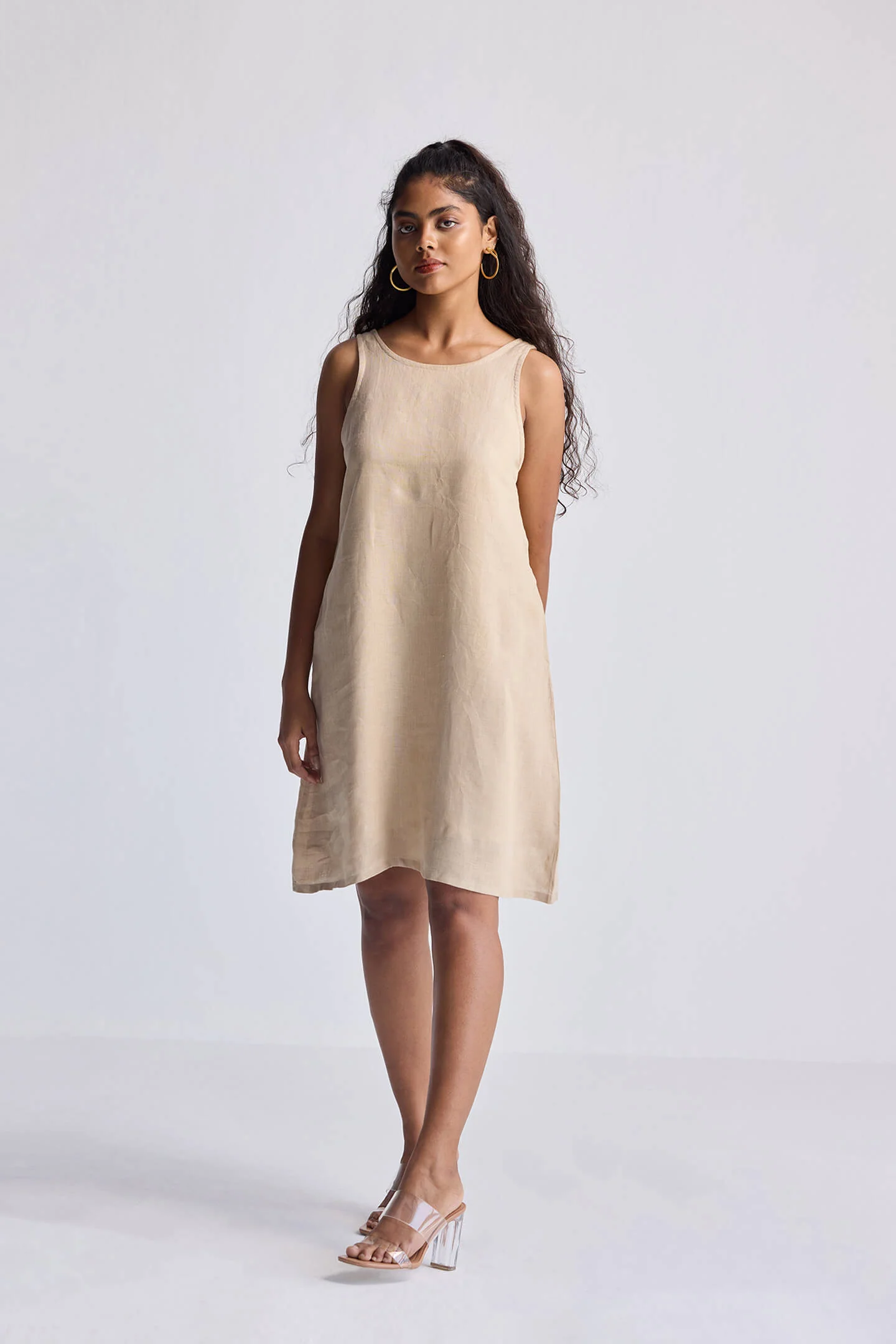 Hemp Short Dress with Back Embroidered Lace Detail - Image 9