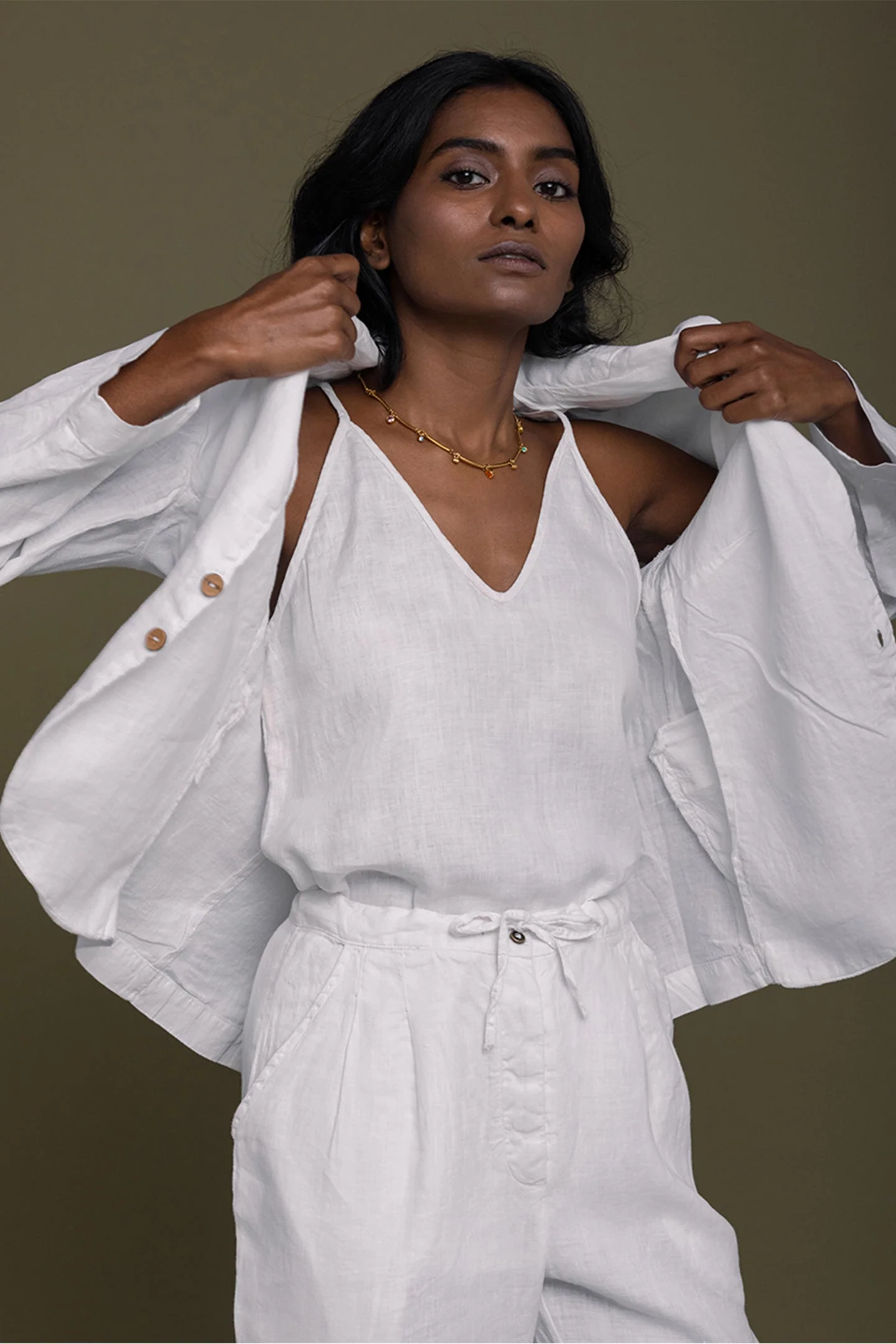 Hemp Three Piece Set in White - Image 3
