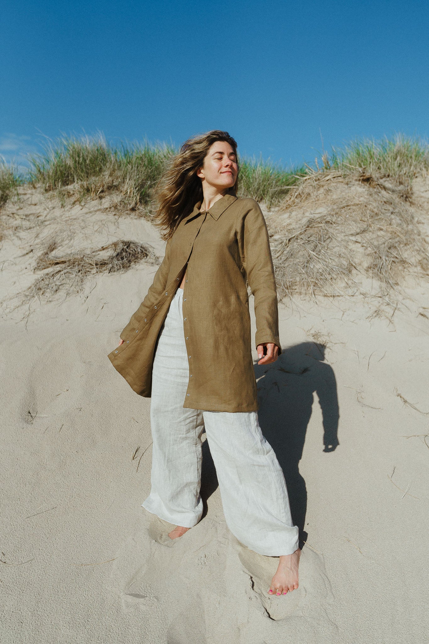 Highland Jacket in Tea - Image 3