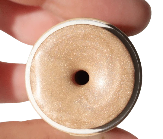 Illumi Cream Vegan Highlighter Stick - Image 8