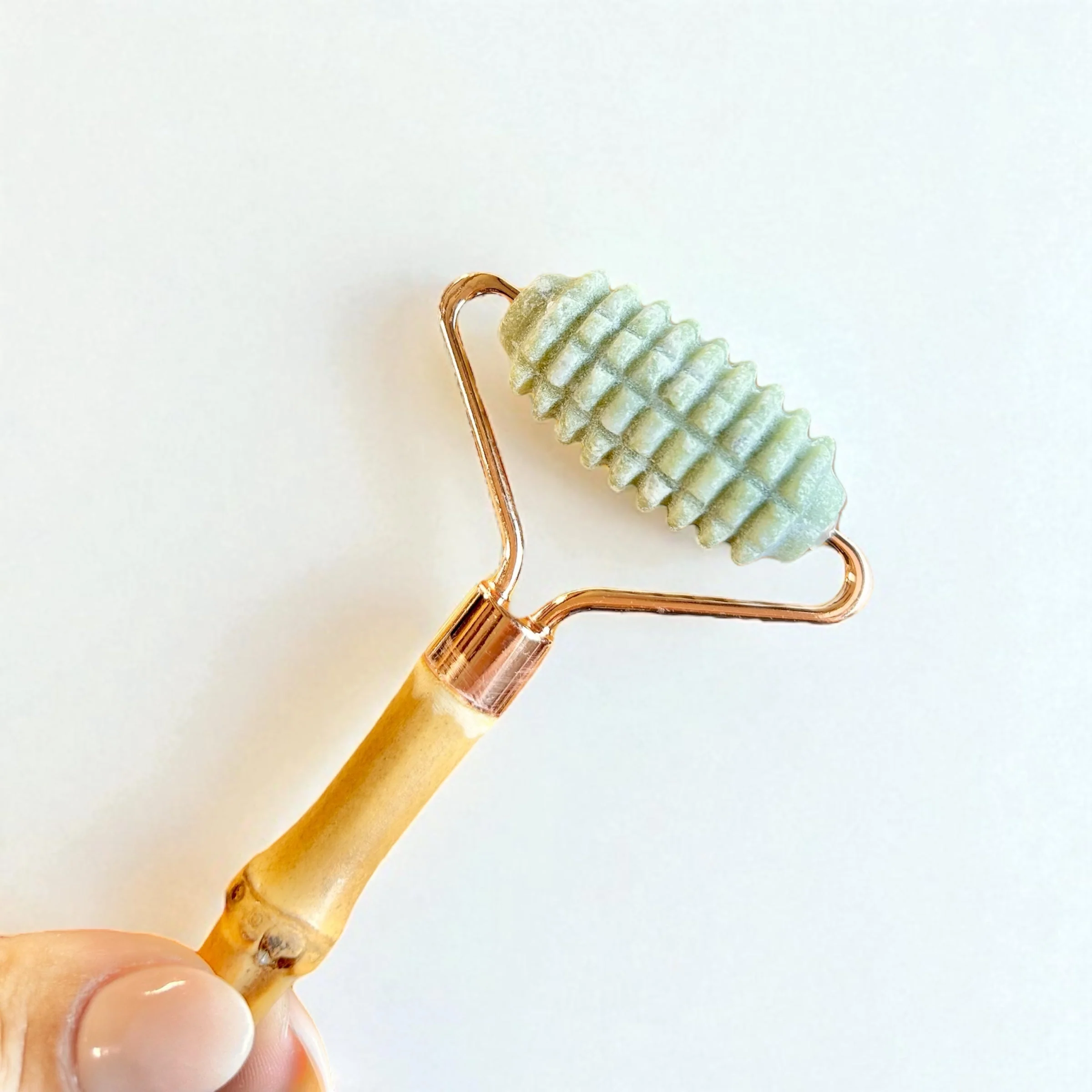 Jade Facial Roller | Bamboo Root - Image 3