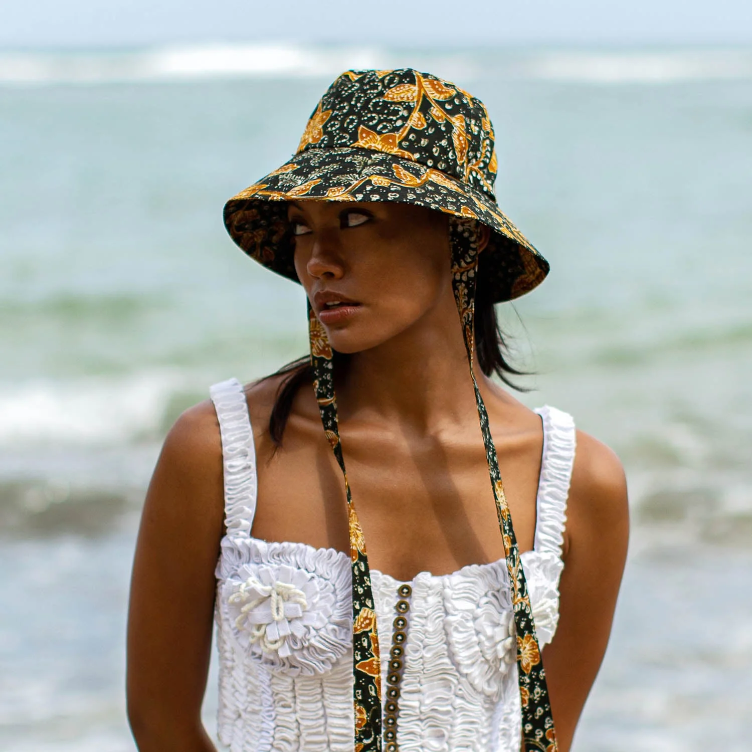 JASMINE Chinoiserie Batik Hat In Brown and Black - Image 3