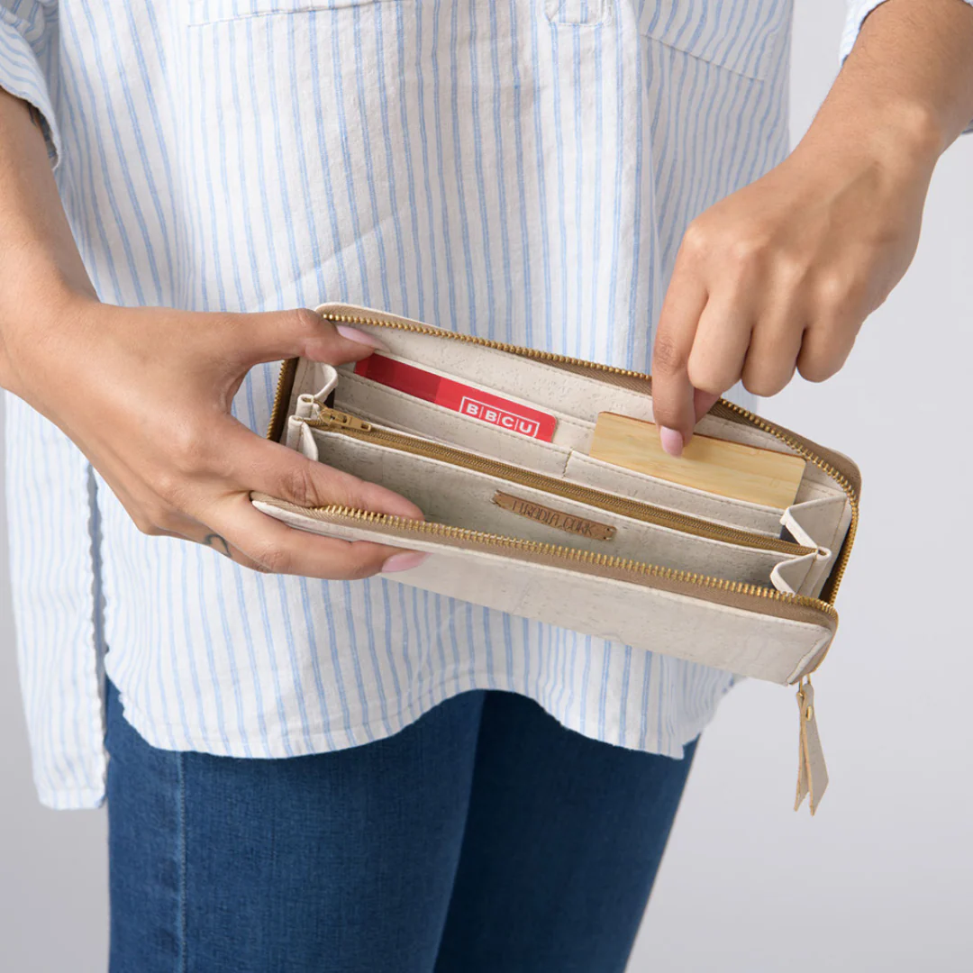 Just Right Large Wallet - Image 4