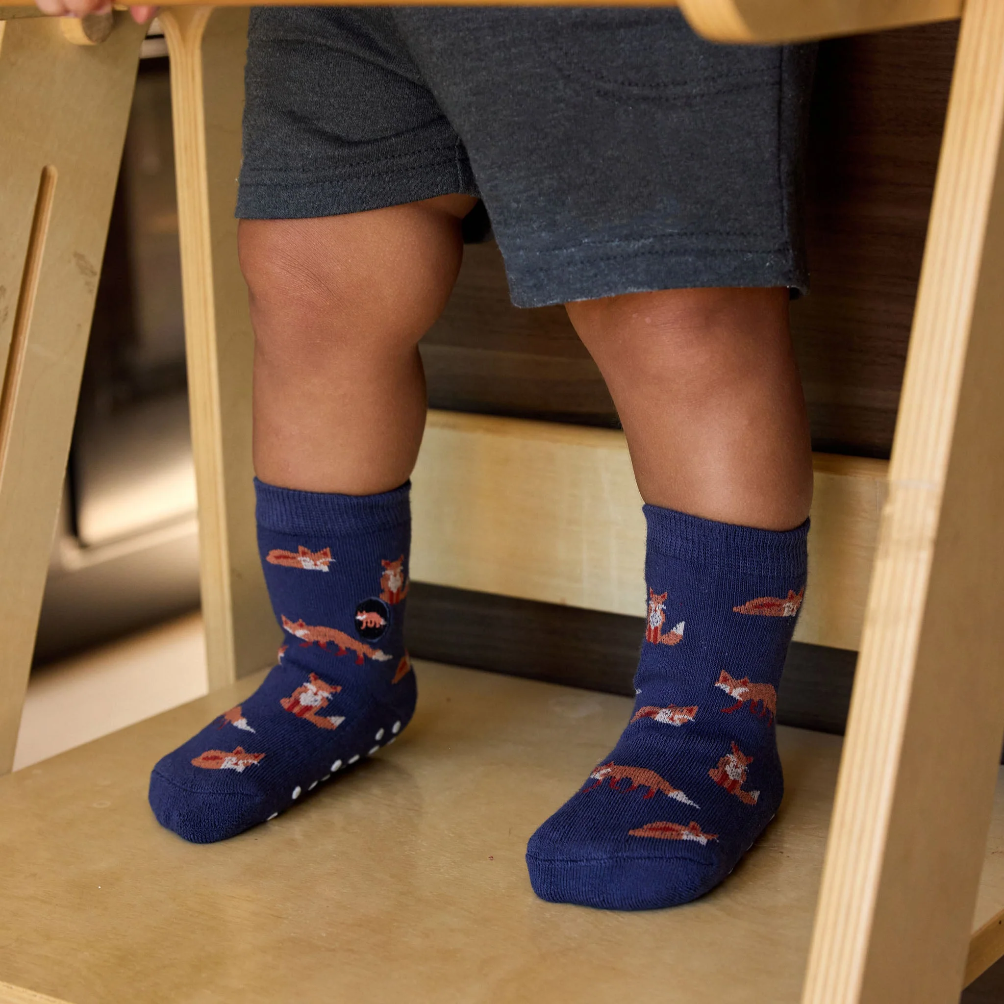 Kids Socks that Protect Foxes - Image 6