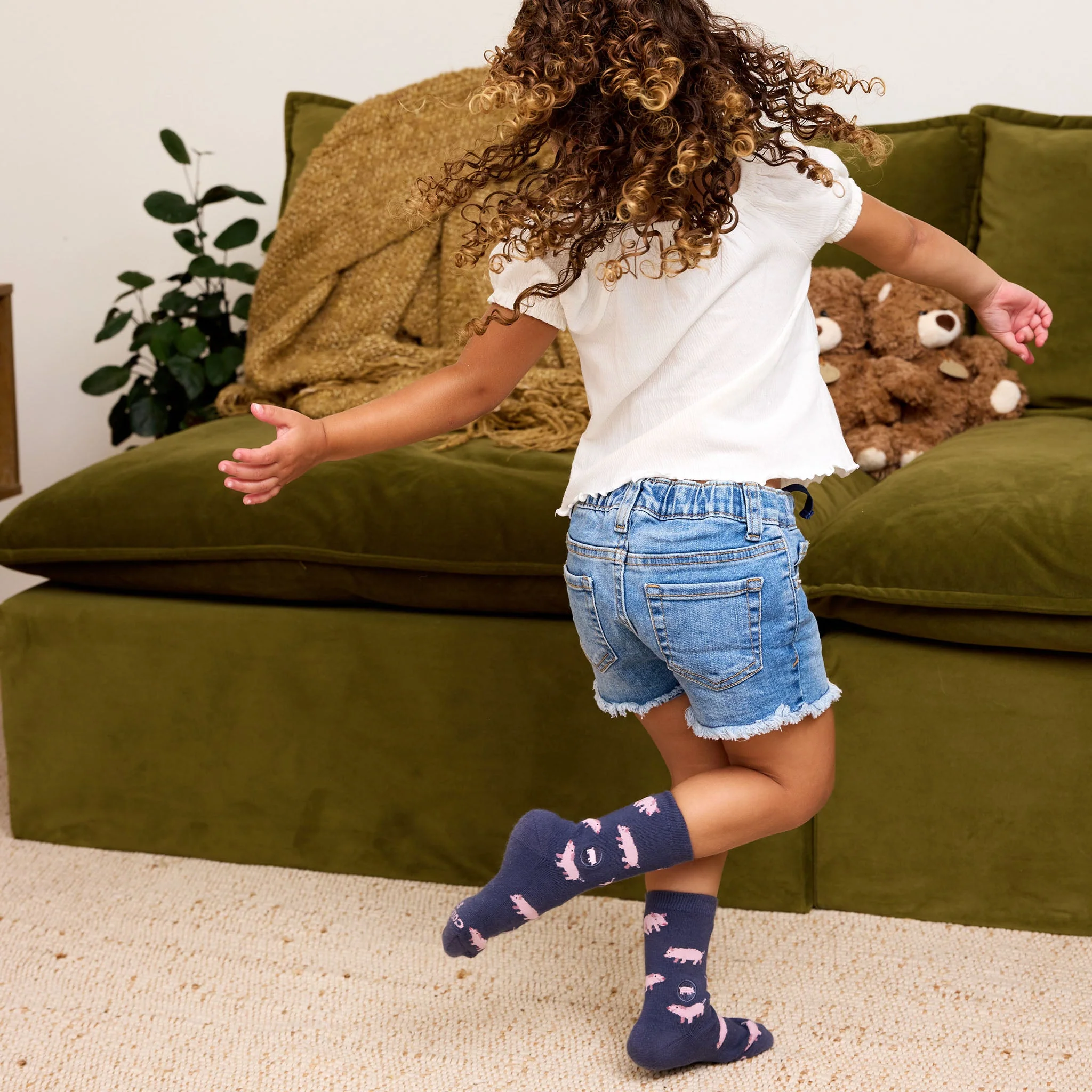 Kids Socks that Save Pigs - Image 7