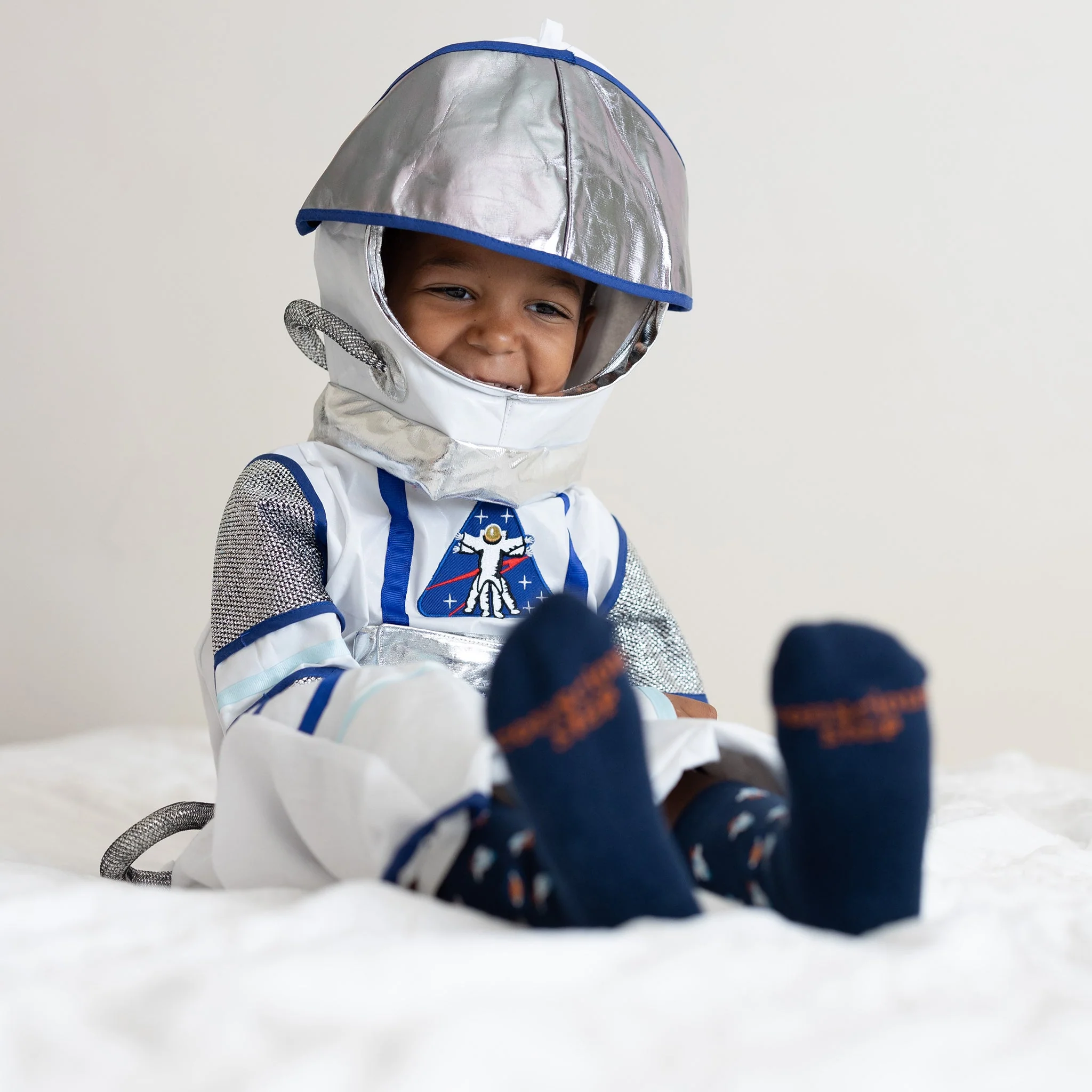 Kids Socks that Support Space Exploration - Image 5