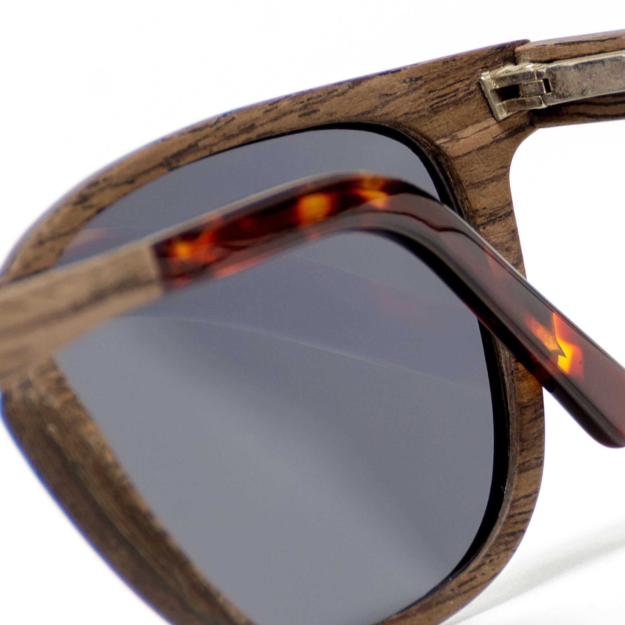 Lark - Unisex Wooden Sunglasses - Image 11