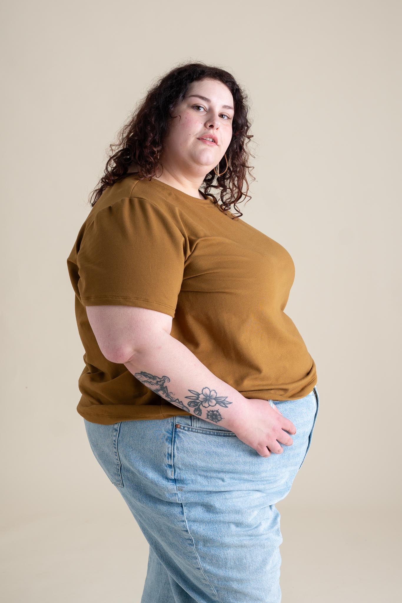 Liza Tee in Almond - Image 2