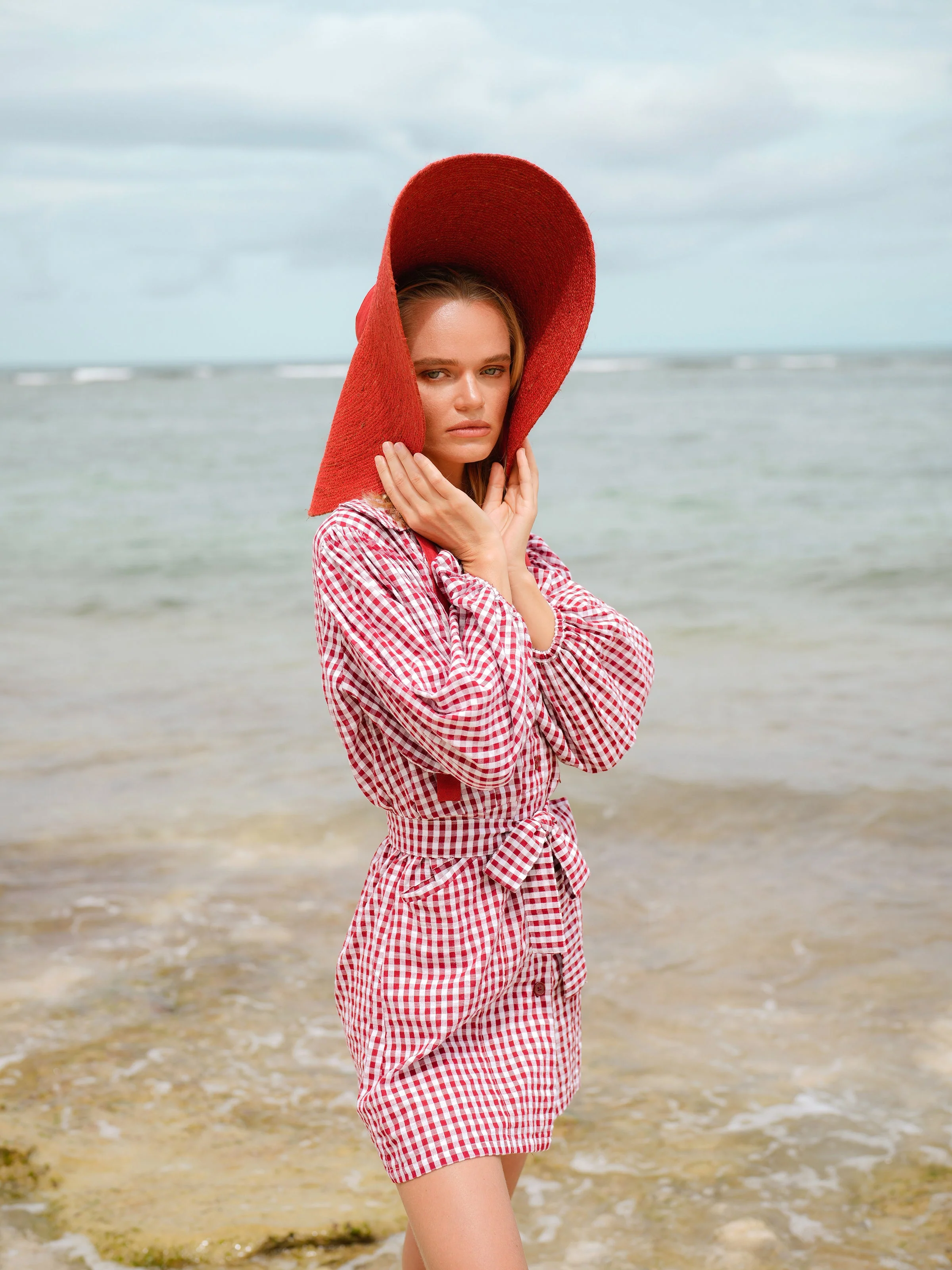 LOLA Wide Brim Jute Straw Hat In Red - Image 4