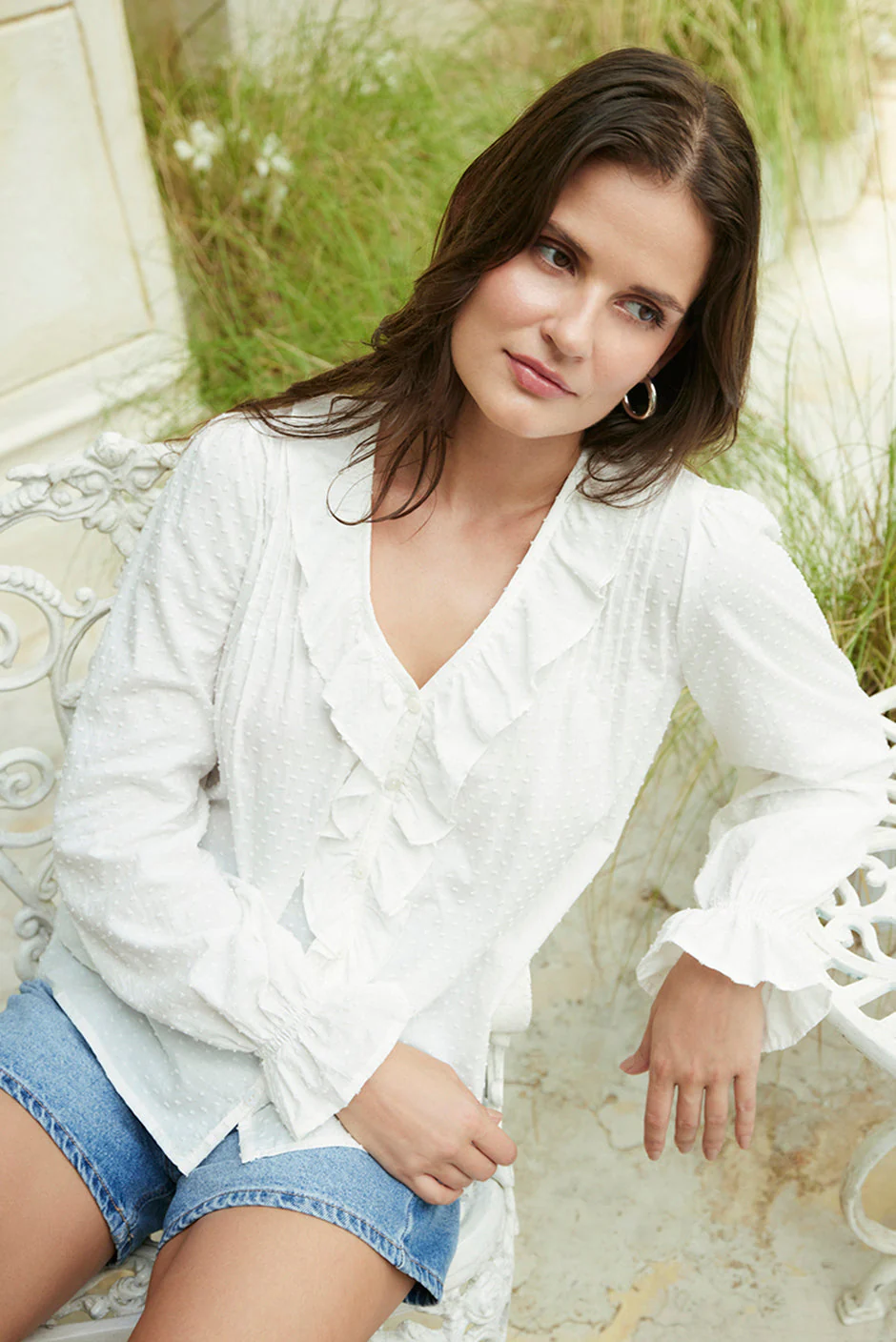 Long Sleeve Chloe Shirt in Off White - Image 2