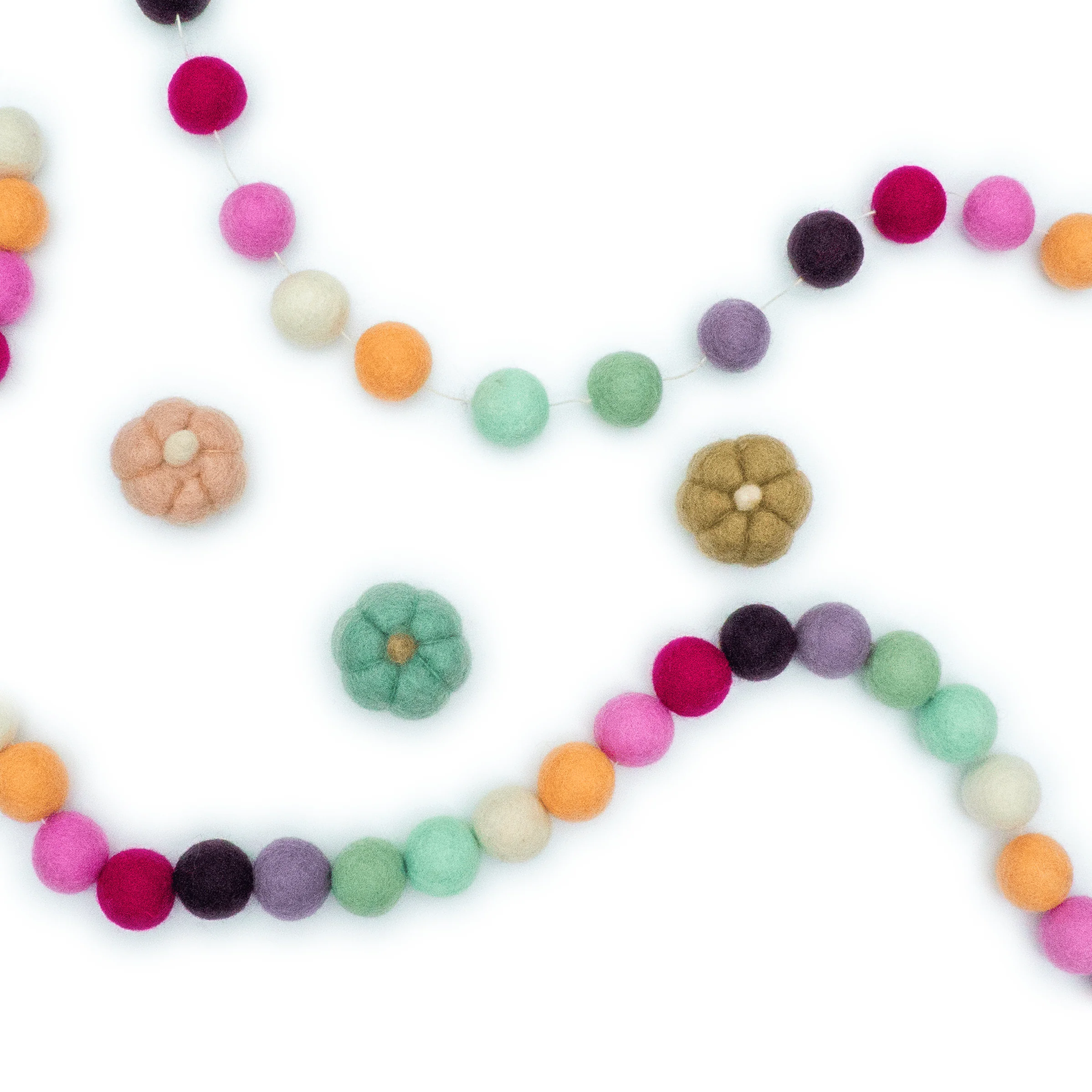 Macarons Eco Garland - Image 2