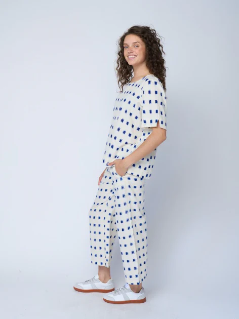 Mare Boxy Cropped Shirt Ikat Squares Natural Cobalt - Image 3