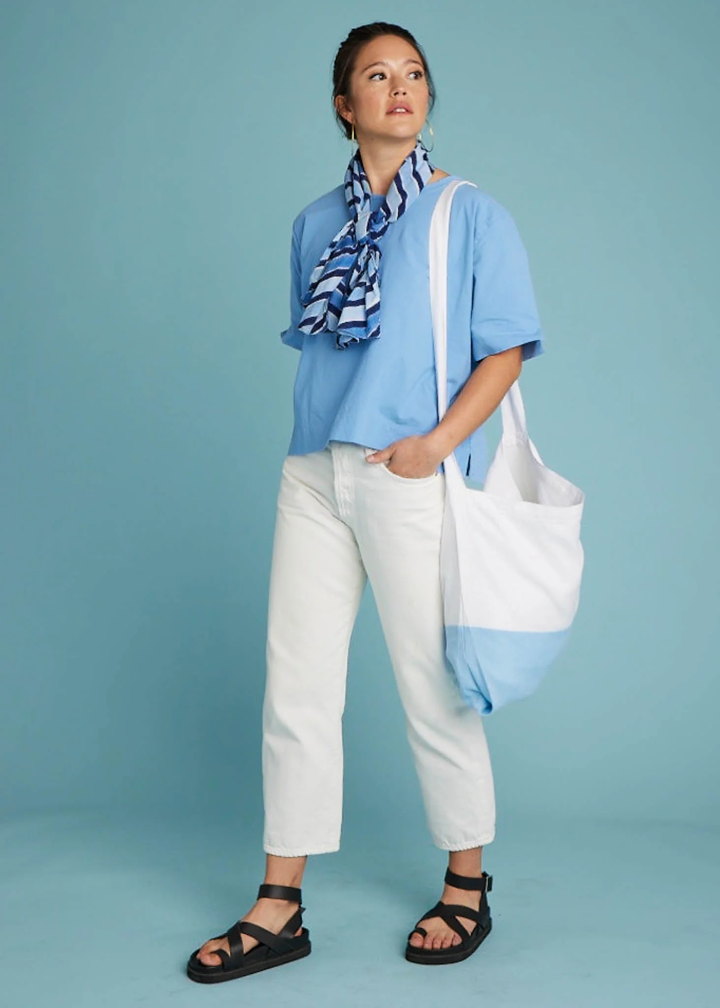 Mare Boxy Cropped Shirt - Linen Coastal Blue - Image 4