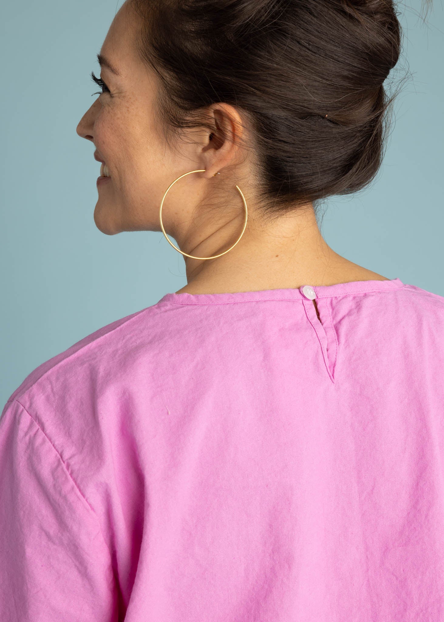 Mare Boxy Cropped Shirt - Linen Dahlia - Image 3