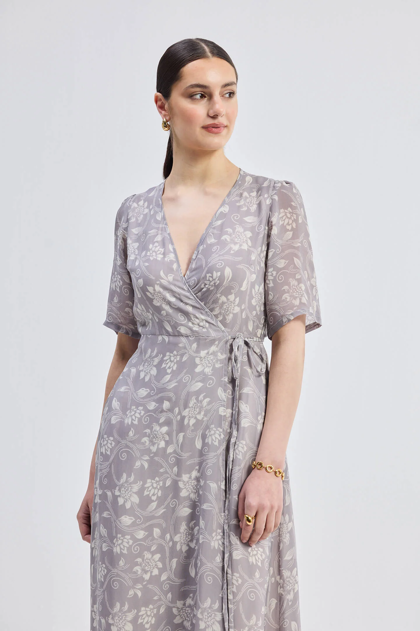 Maxi Wrap Floral dress in Vintage Vines - Image 3