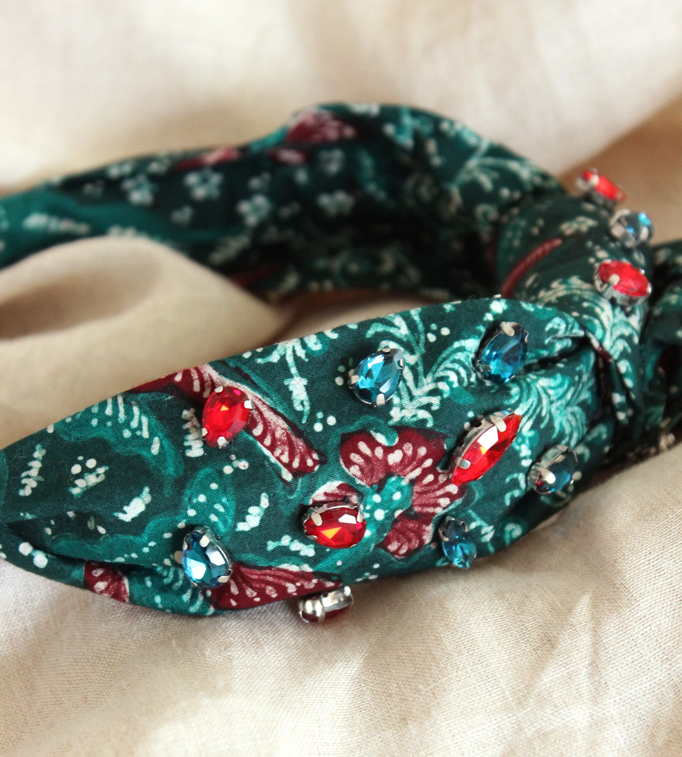 MERAK Peacock Batik Crystals Headband - Image 5