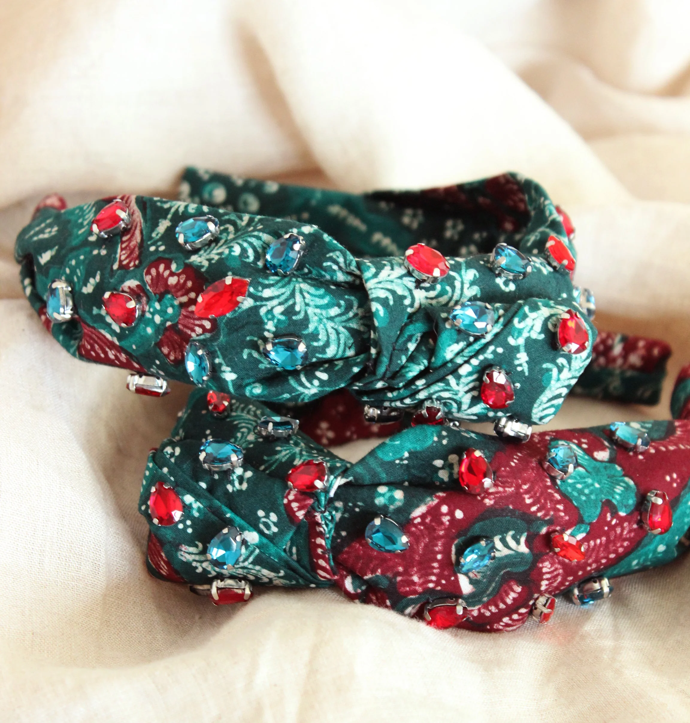 MERAK Peacock Batik Crystals Headband - Image 6
