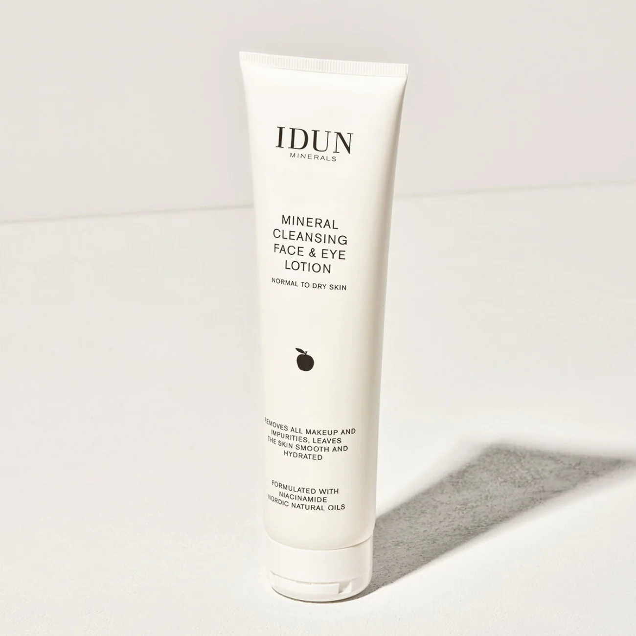 MINERAL CLEANSING FACE & EYE LOTION - Image 5