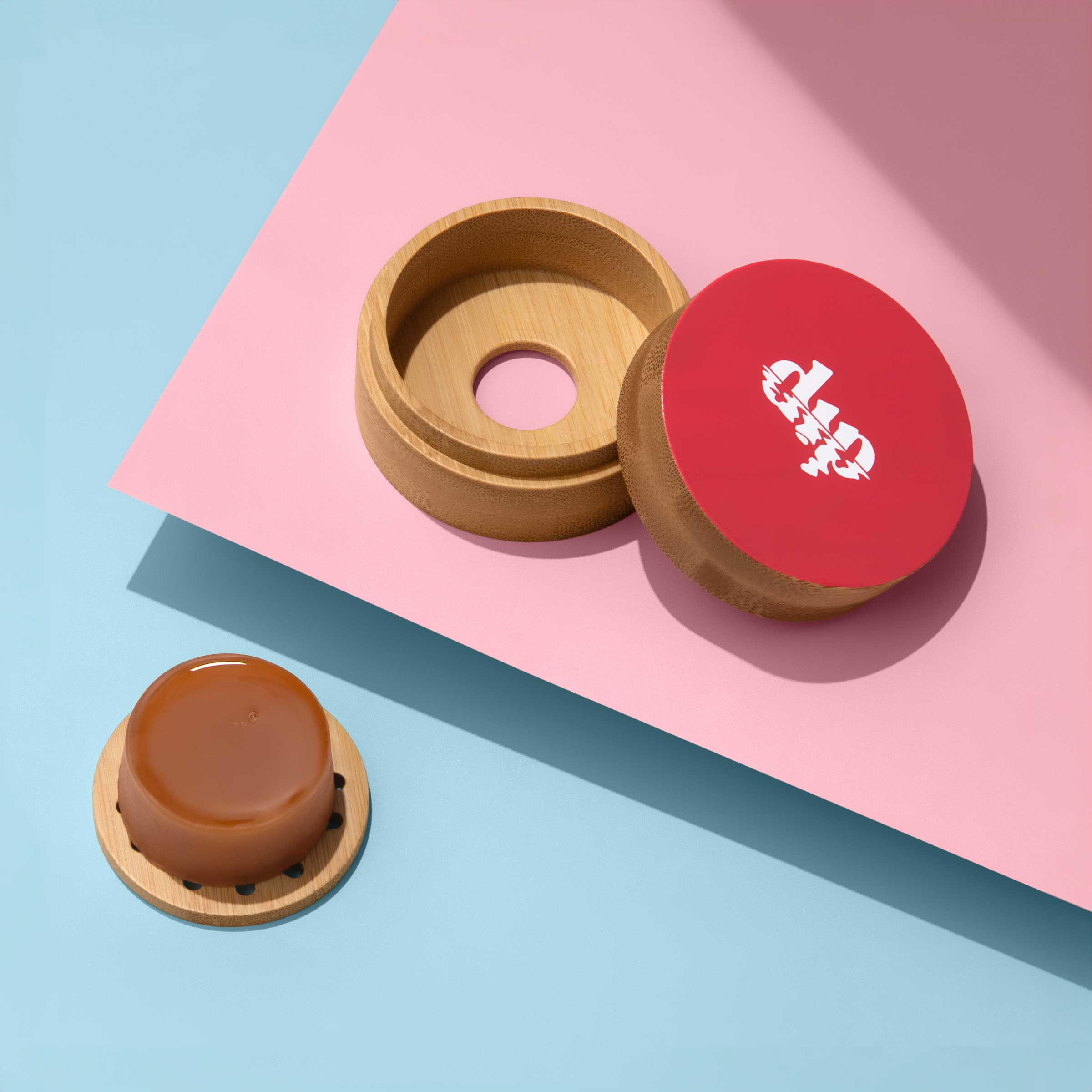 Mini Bamboo Travel Case with Coaster : Red - Image 4