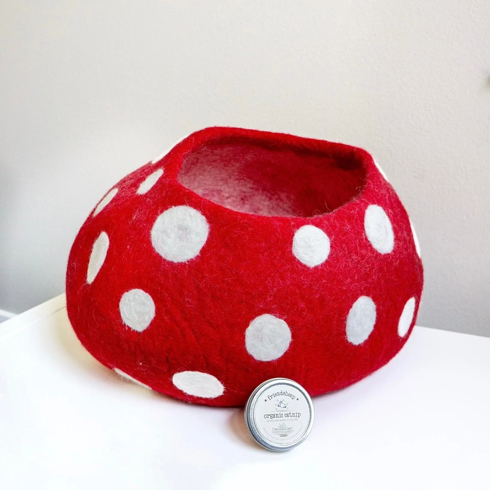 Mushroom Eco Kitty Cave - Red - Image 5