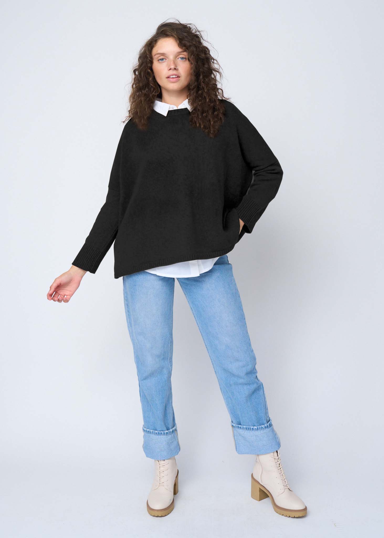 Nantucket Boxy Recycled Cashmere Sweater - Black - Image 8