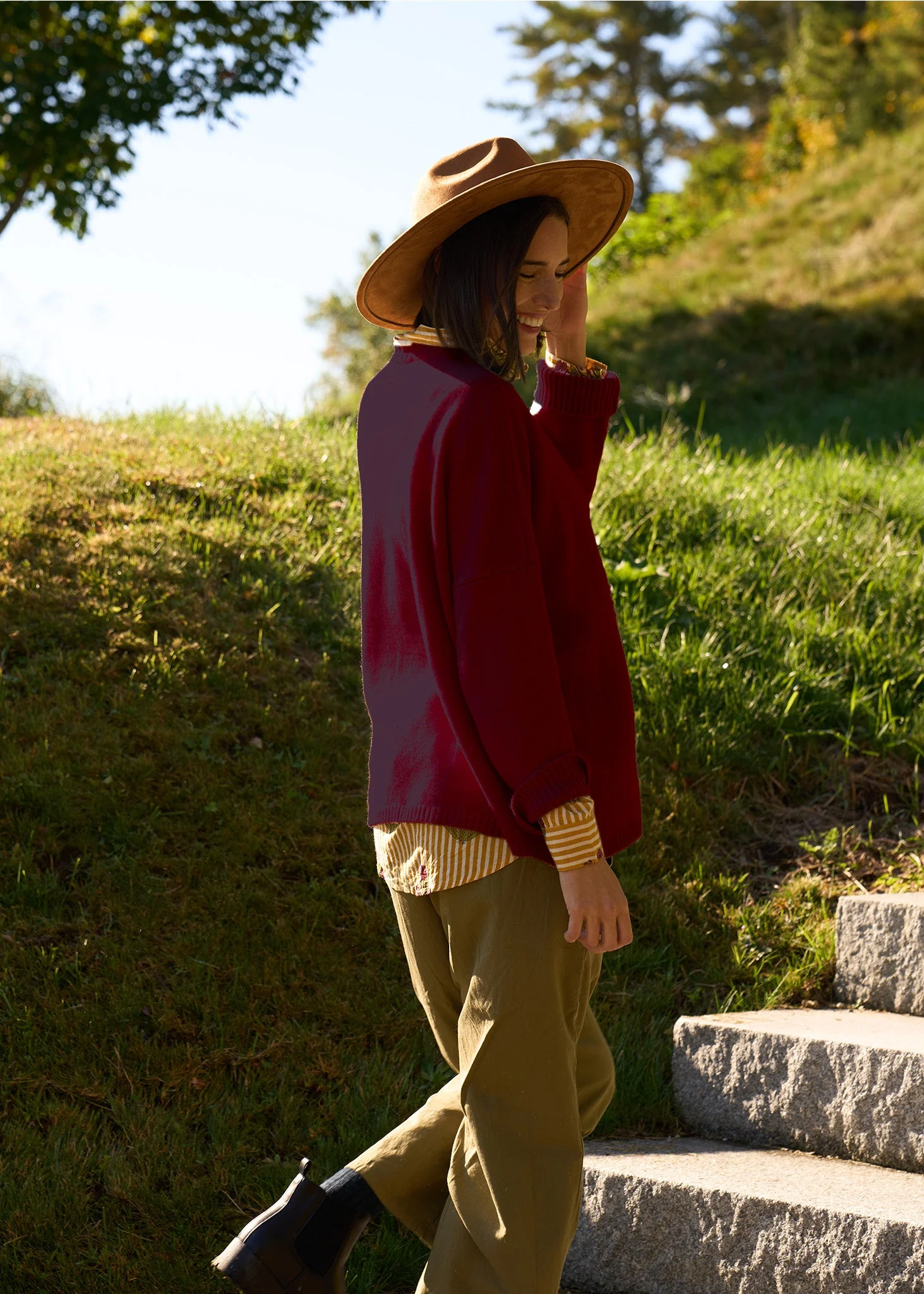 Nantucket Boxy Recycled Cashmere Sweater - Bordeaux - Image 4