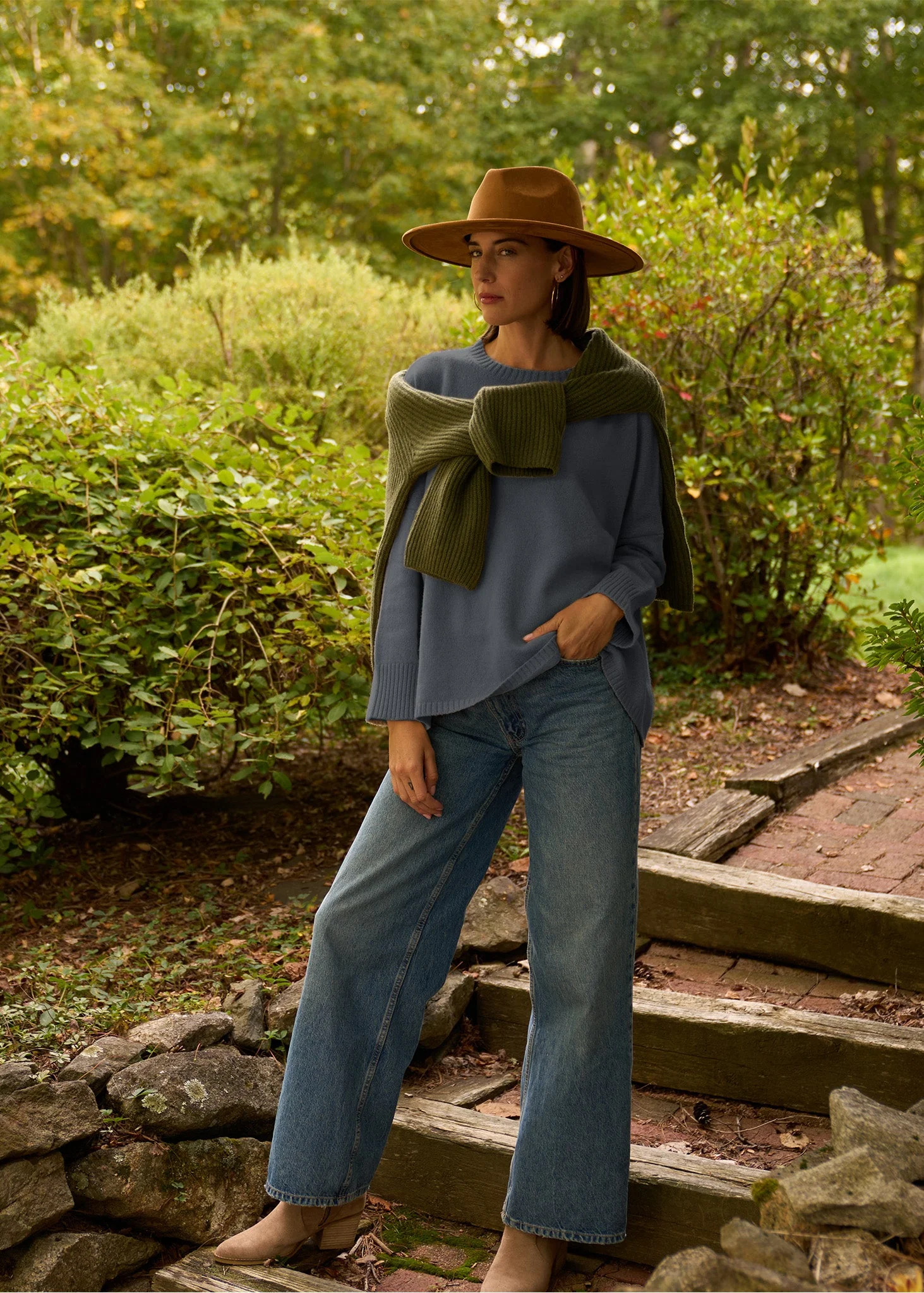 Nantucket Boxy Recycled Cashmere Sweater - Charcoal - Image 2