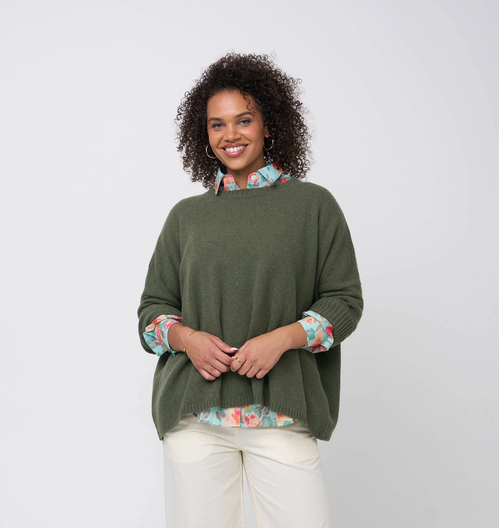 Nantucket Boxy Recycled Cashmere Sweater - Olive Oil - Image 5