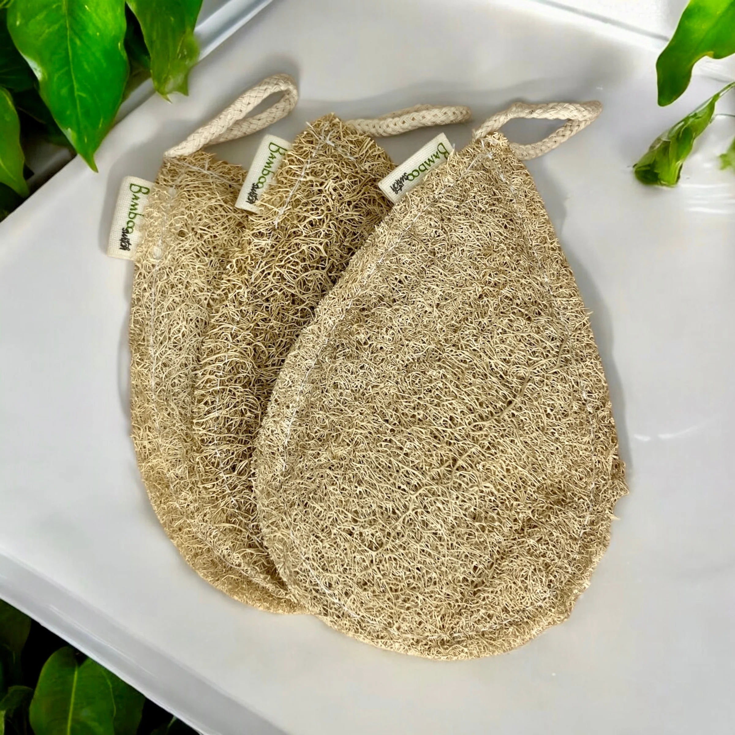 Natural Exfoliating Loofah - Image 3