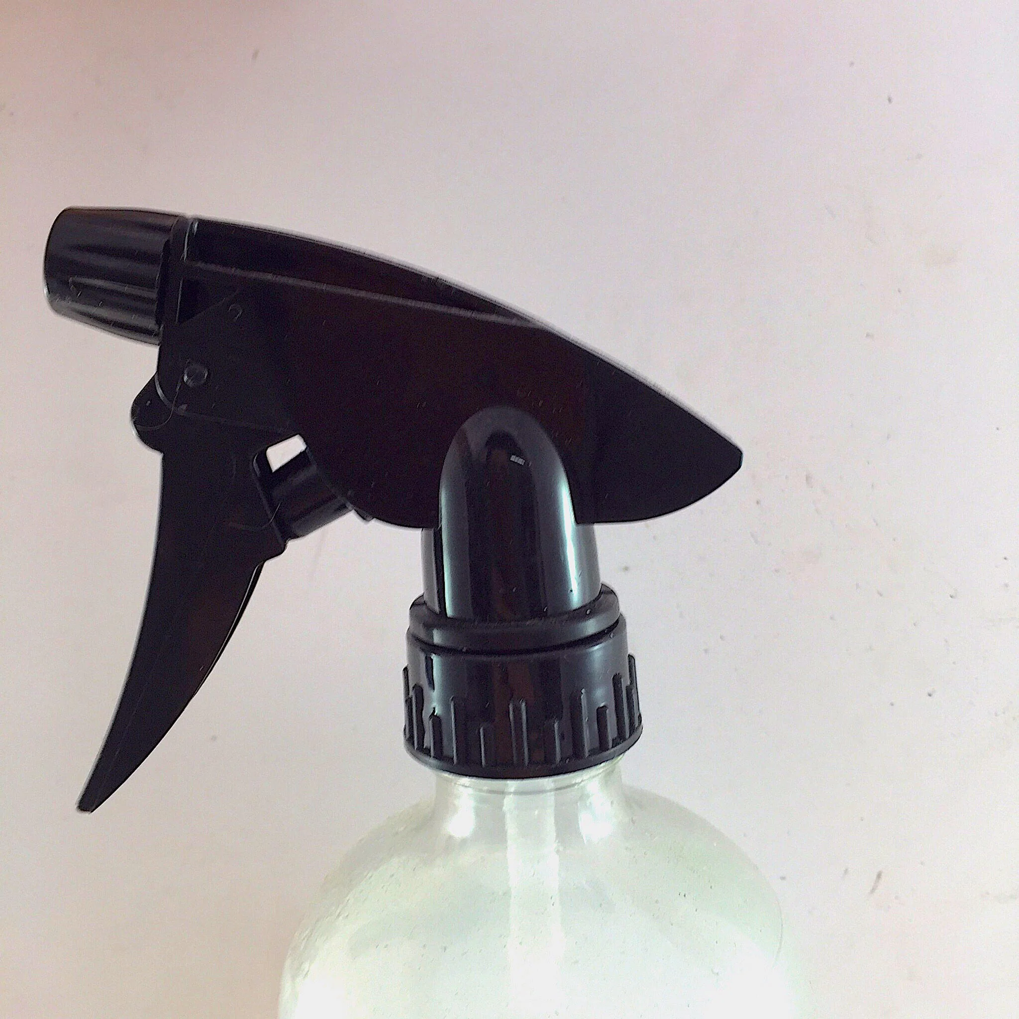 Natural Glass Cleaner - Image 3