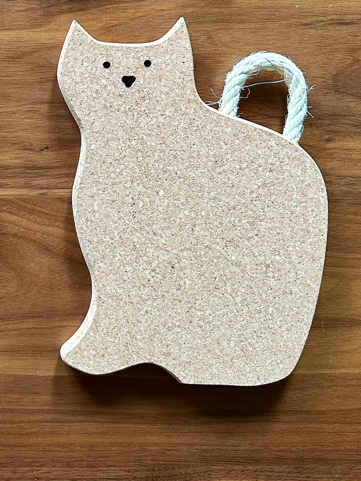 Nature Shaped Cork Trivet - Image 3