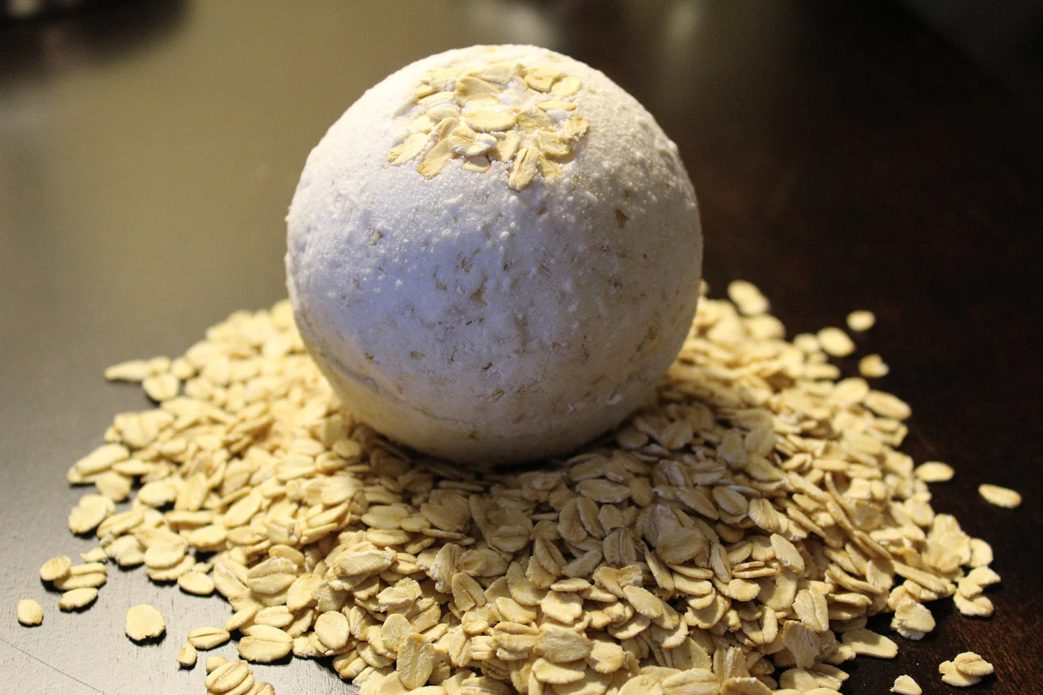 Organic Bath Bomb / Oat N Honey Extra Large Bath Fizz - Image 4
