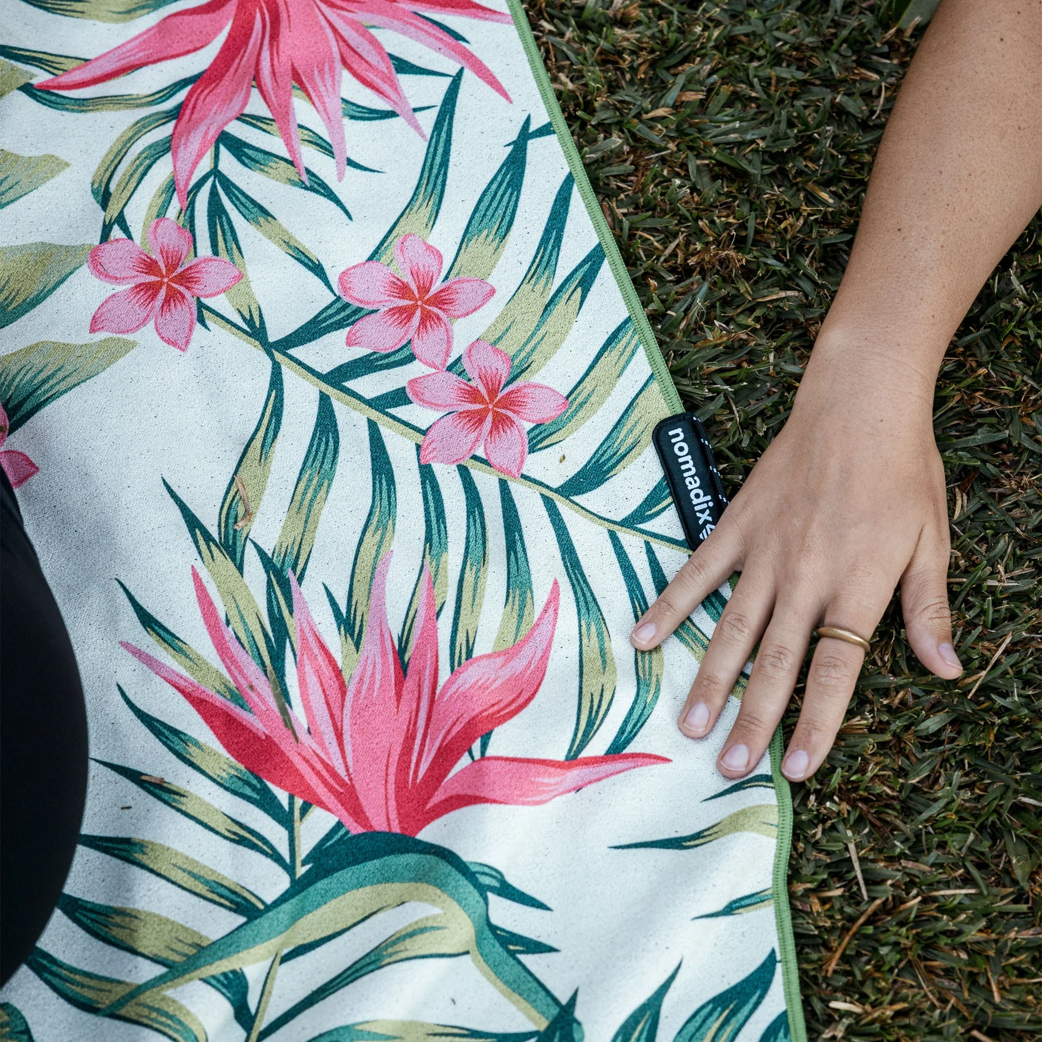 Original Towel: Palms Pink - Image 3