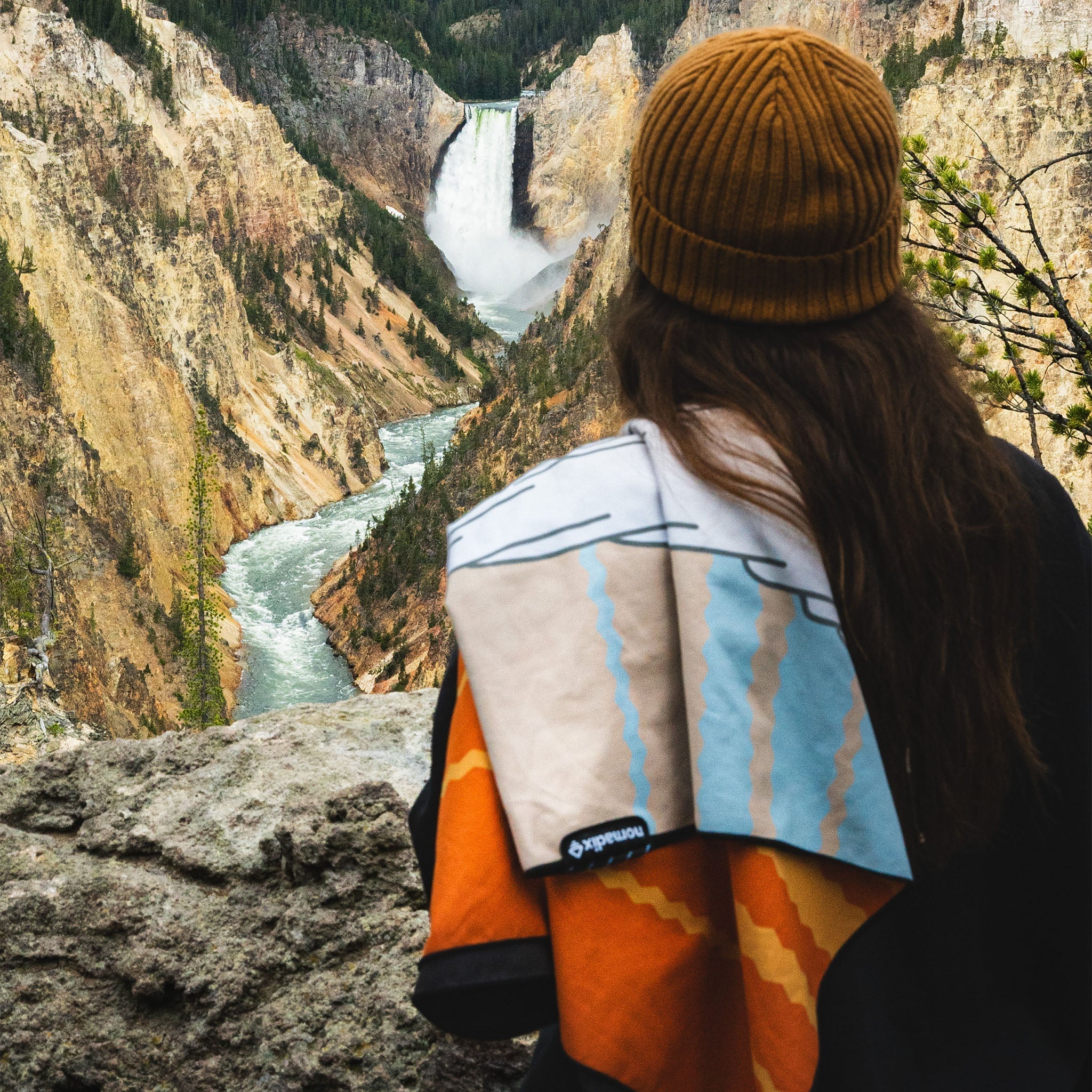 Original Towel: Yellowstone National Park - Image 4