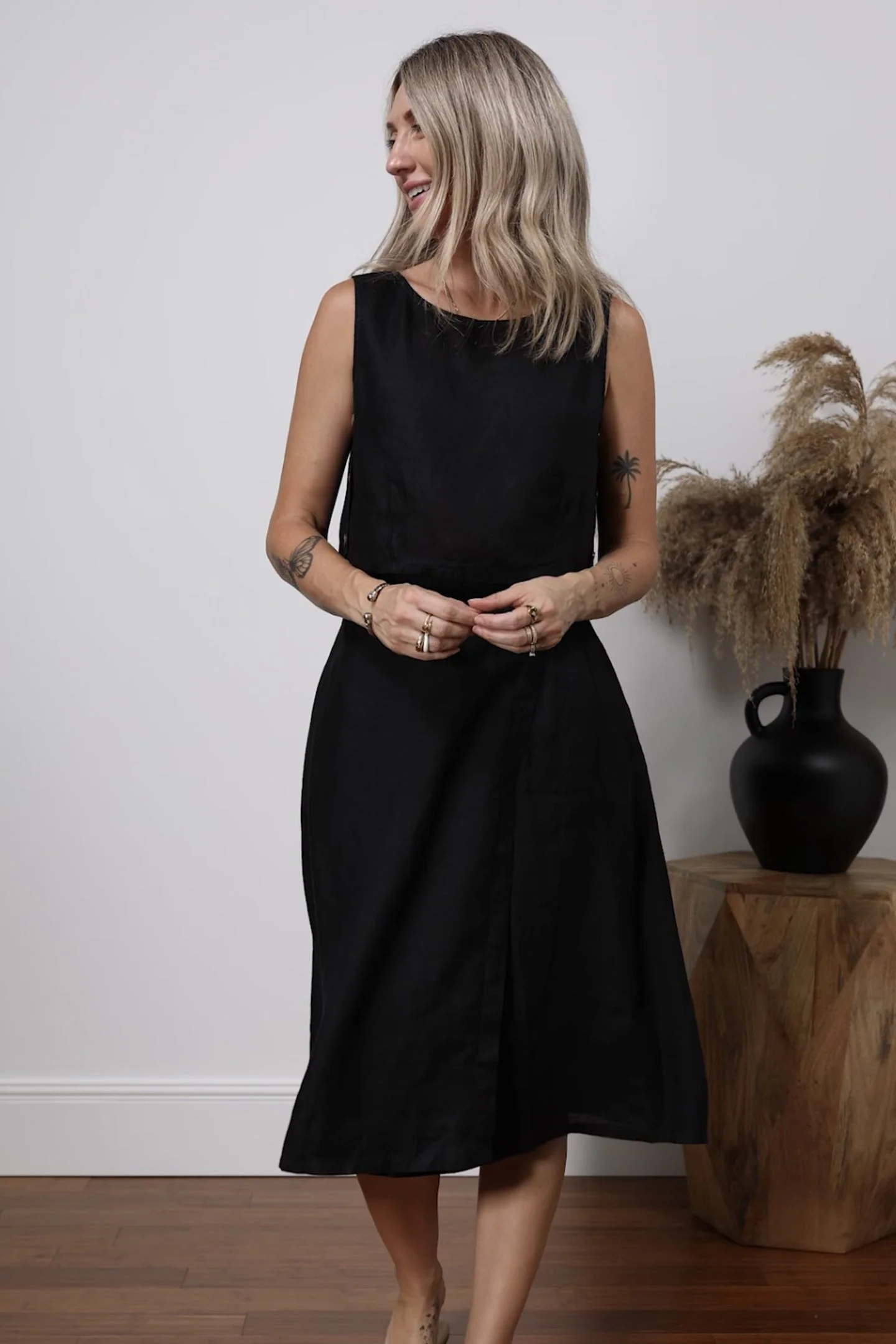 Overlap Midi Skirt in Black - Image 11