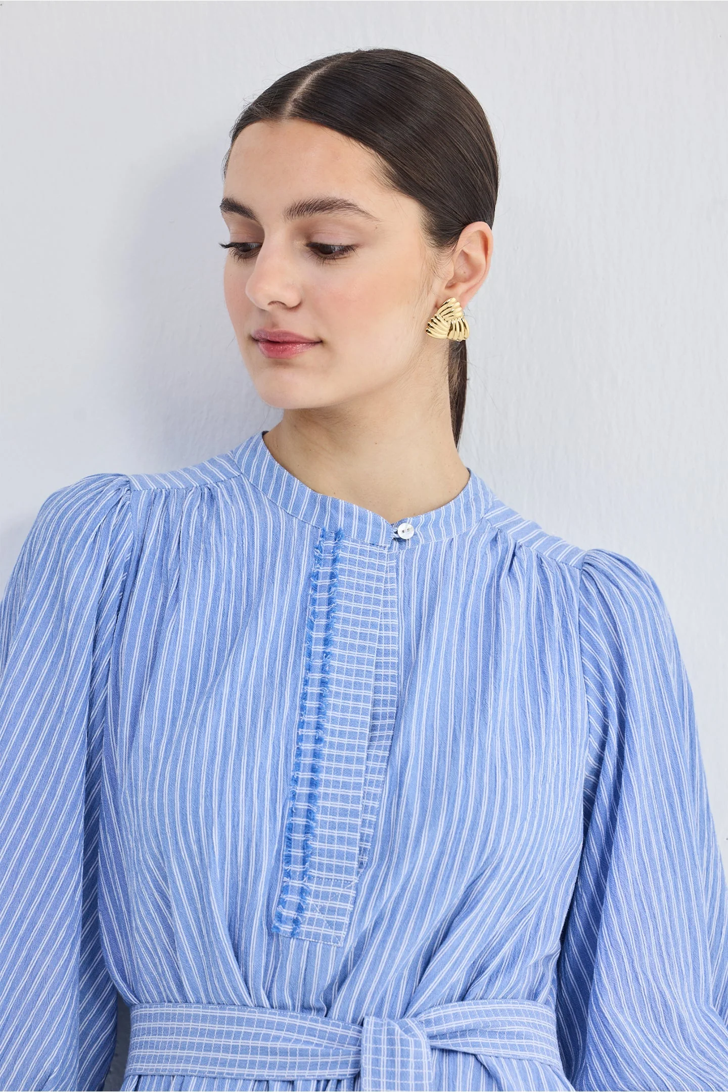 Oversized Tunic Dress in Stripes - Image 5