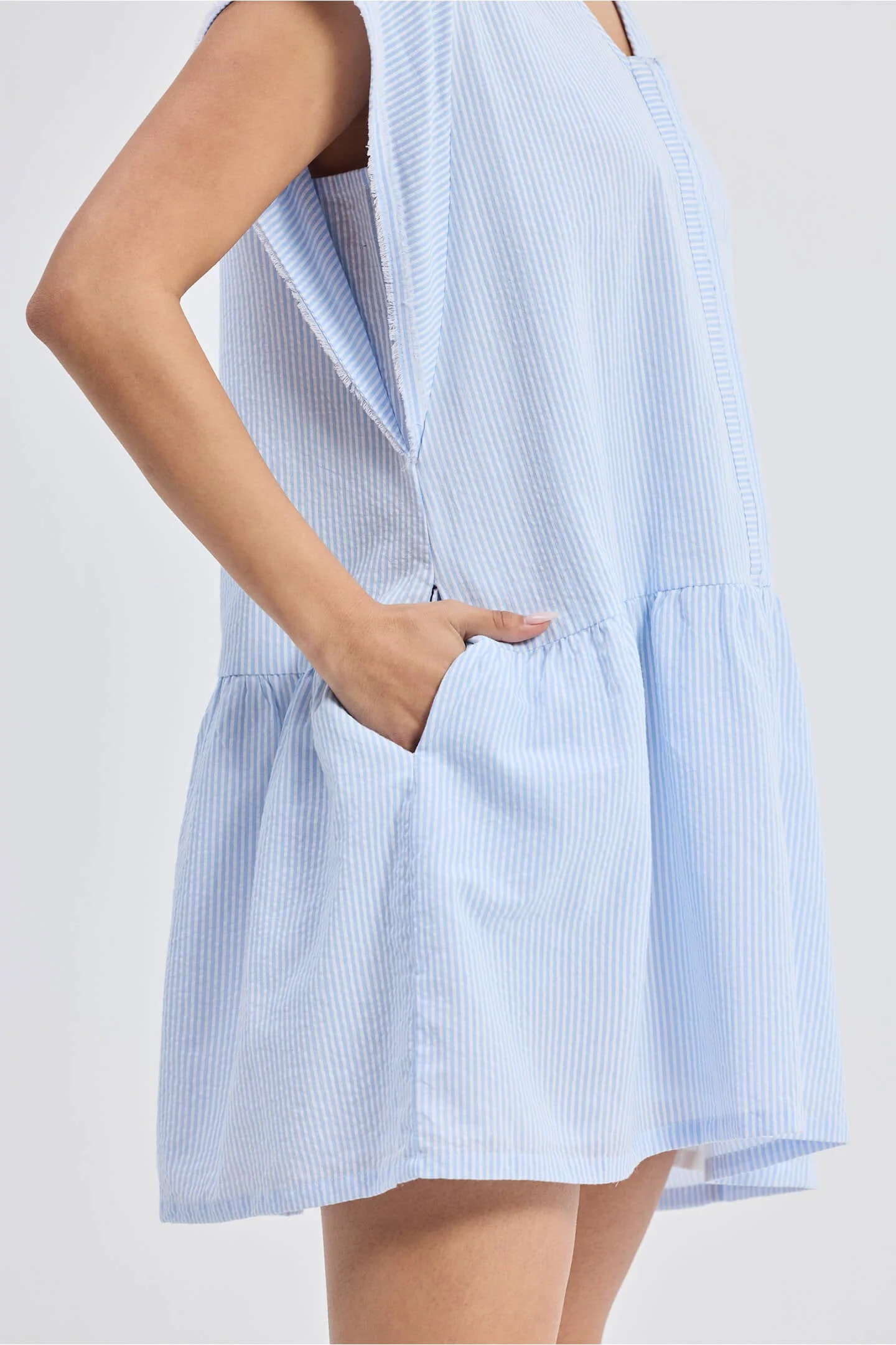 Oversized V neck Short Dress with Frayed Sleeves - Image 5