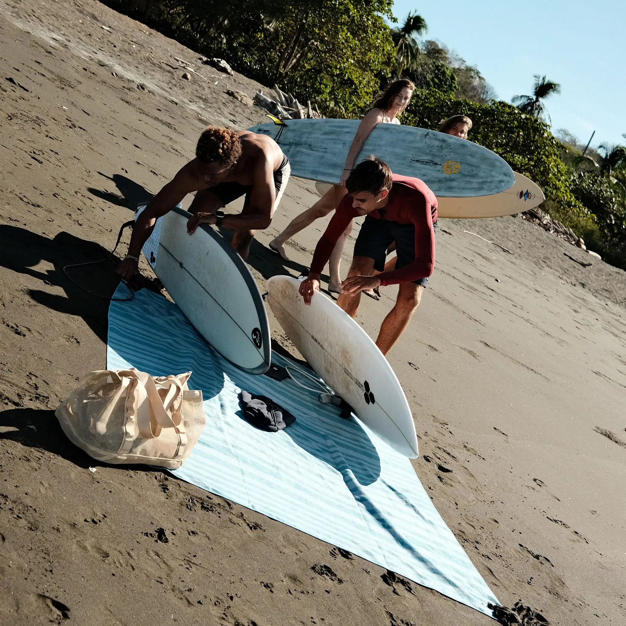 Poncho Towel: Sidewinder Agua - Image 4