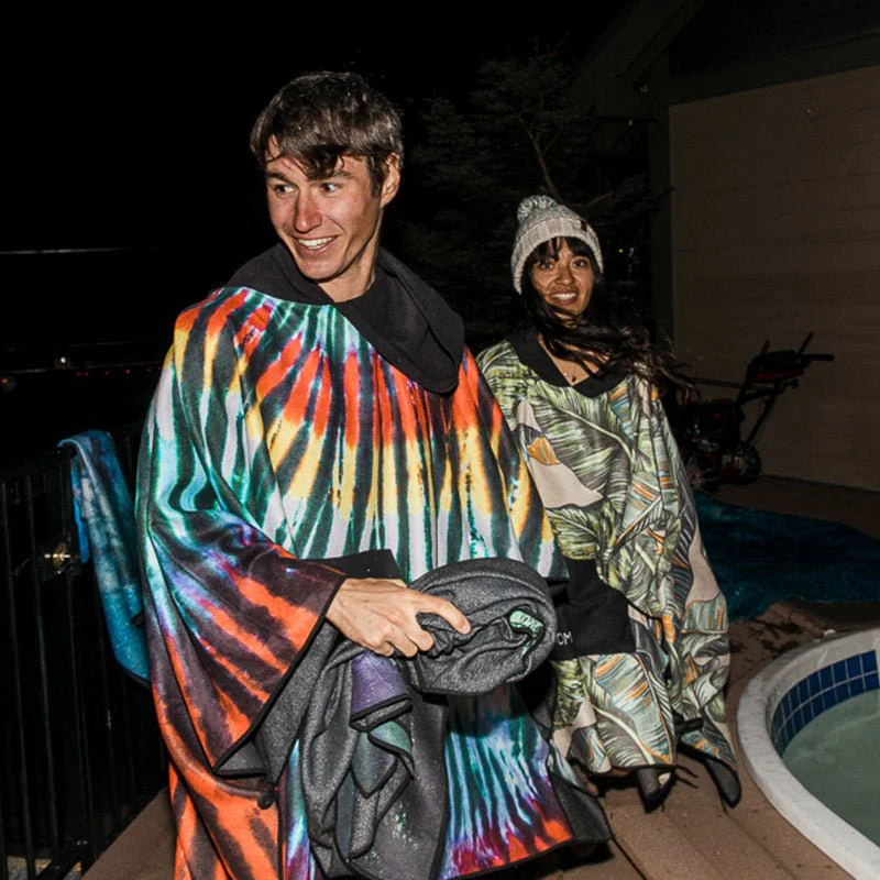 Poncho Towel: Tie-Dye Multi - Image 4