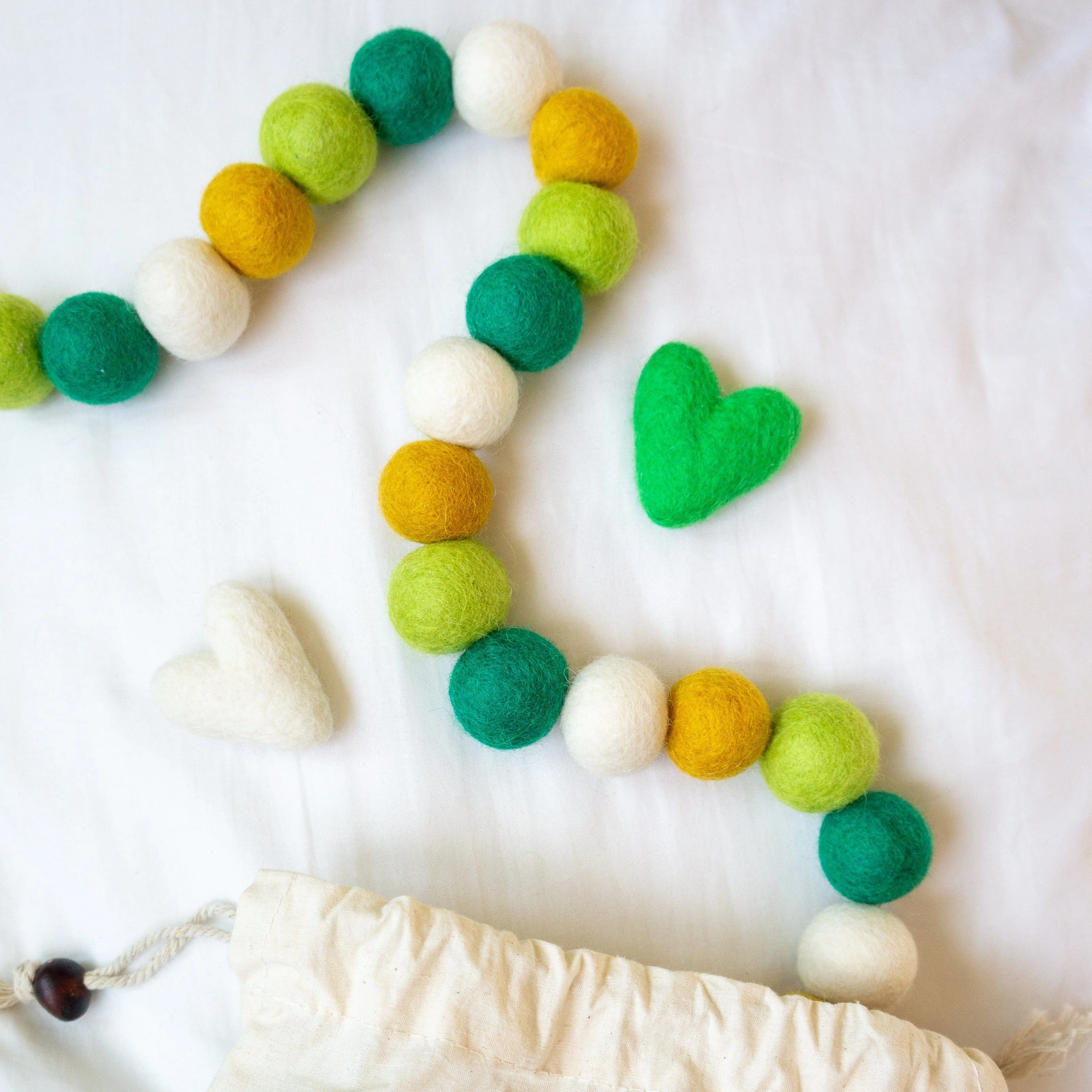 Pot of Gold St. Patrick's Day - Eco Garland - Image 4