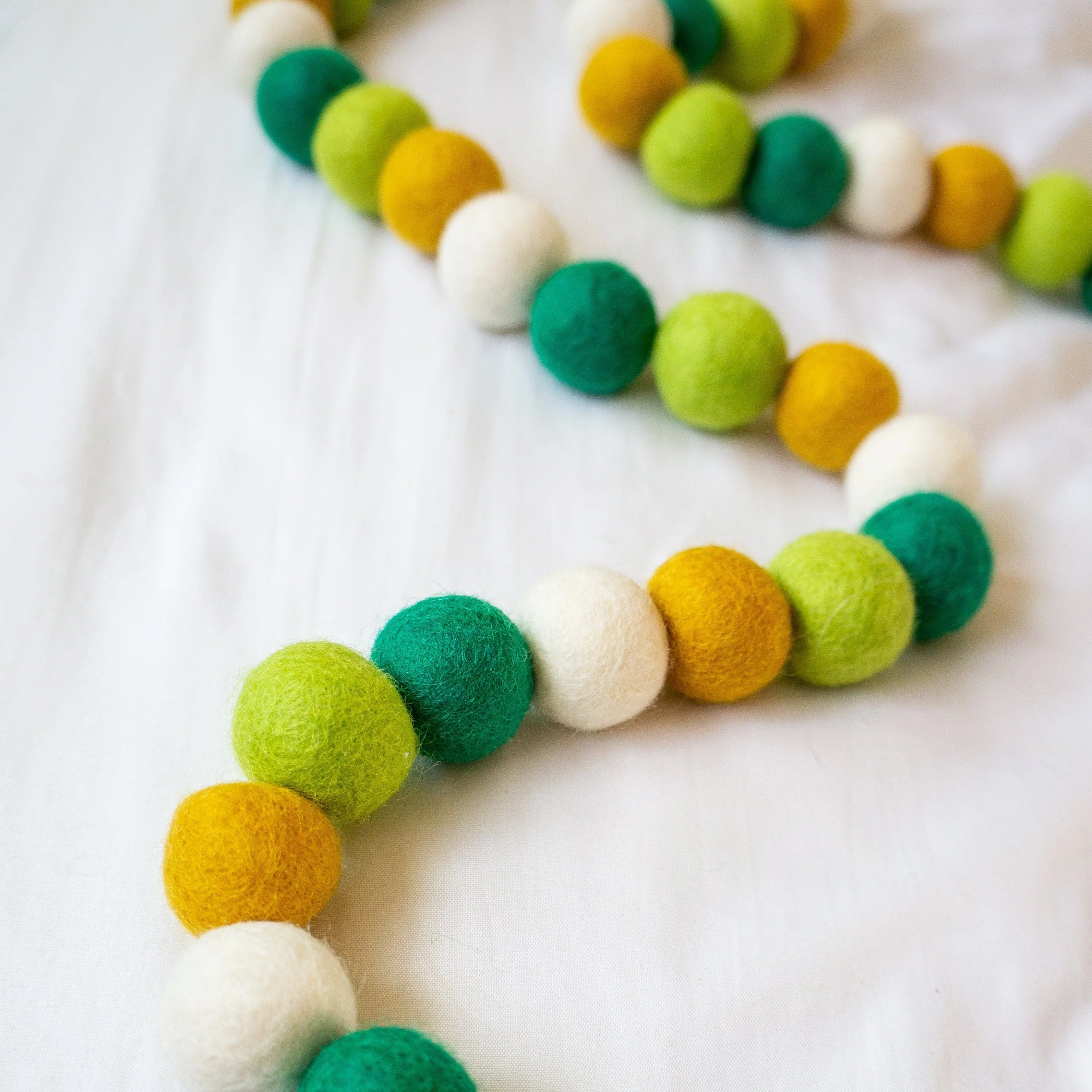 Pot of Gold St. Patrick's Day - Eco Garland - Image 7