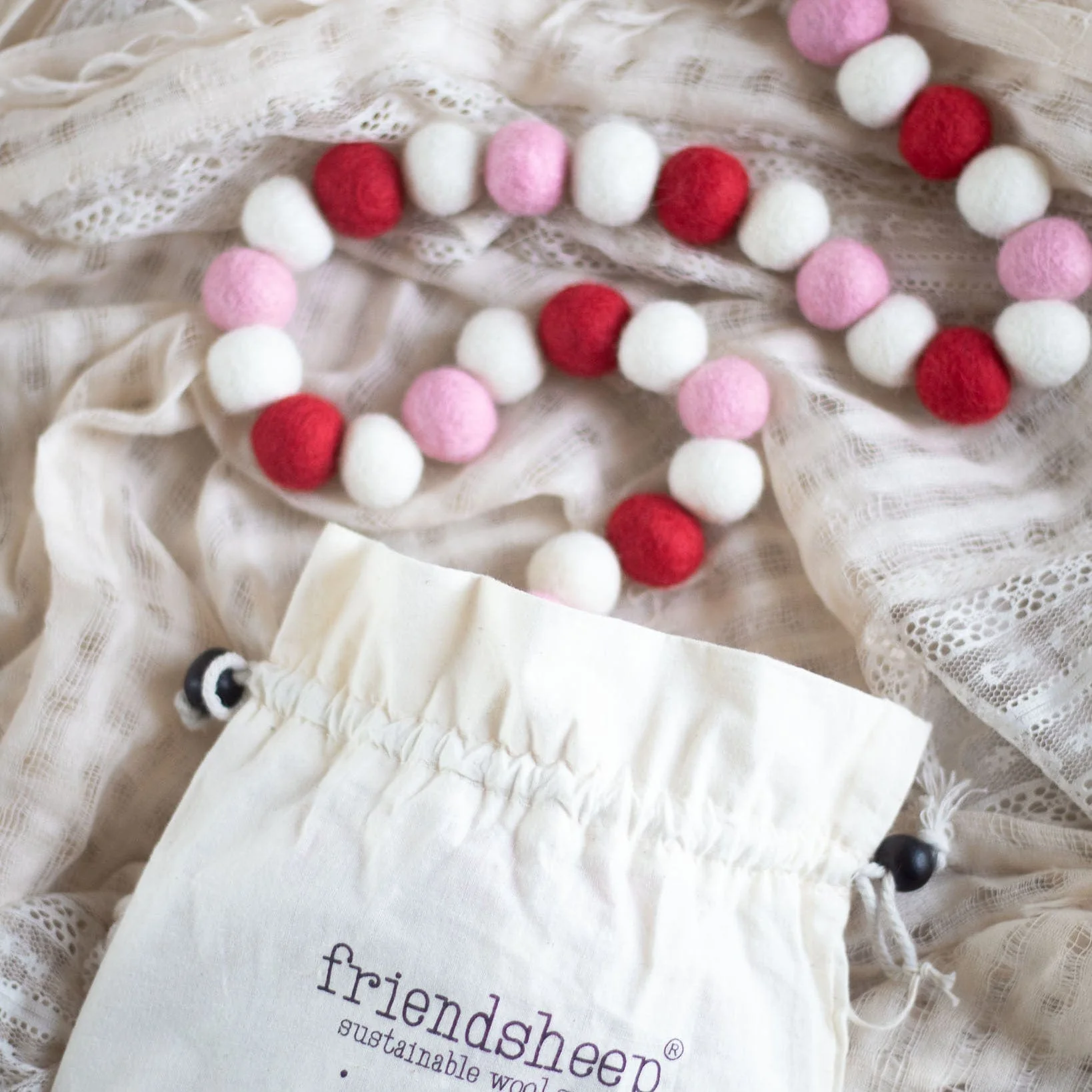 Red Valentine - Eco Garland - Image 2